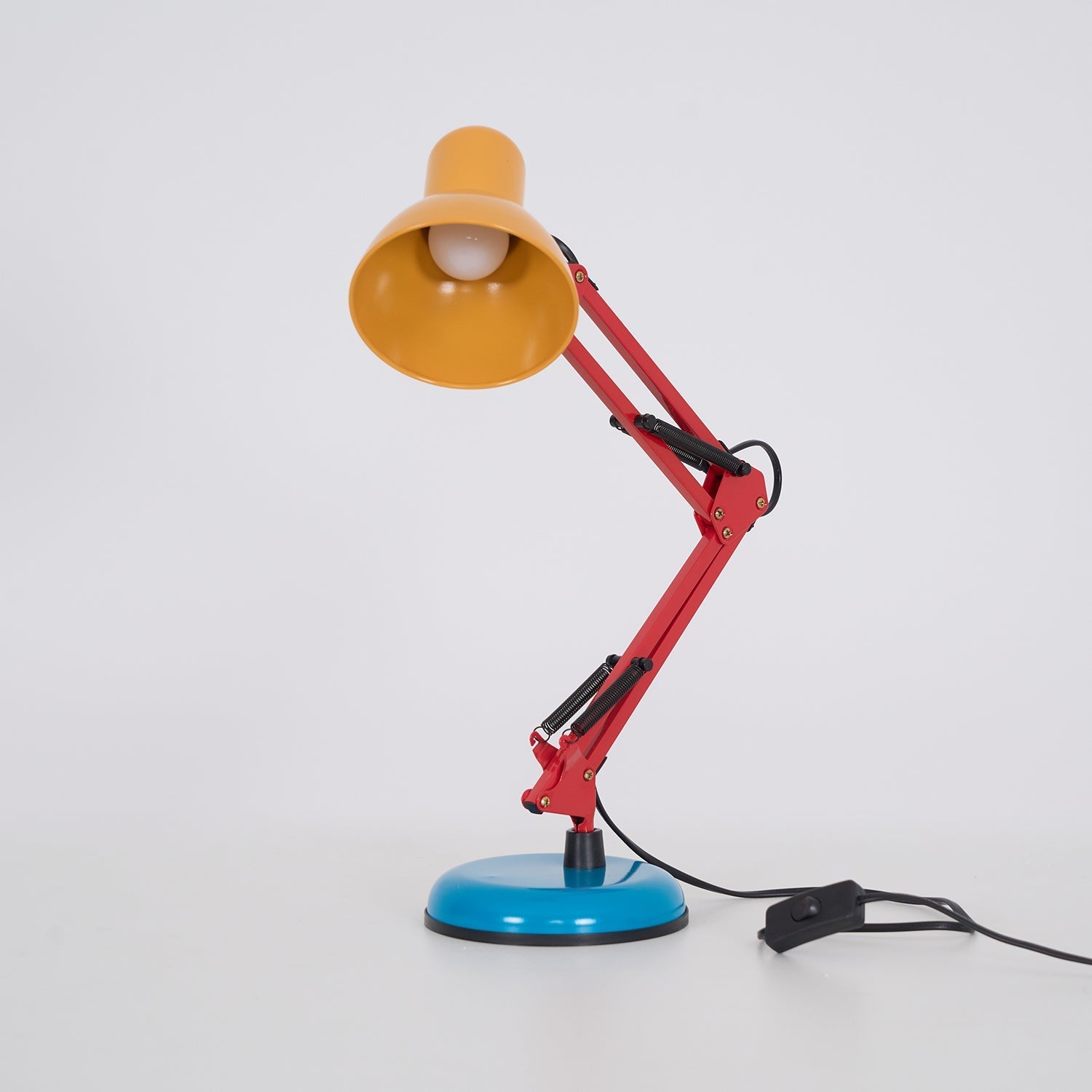 Avesso Table Lamp