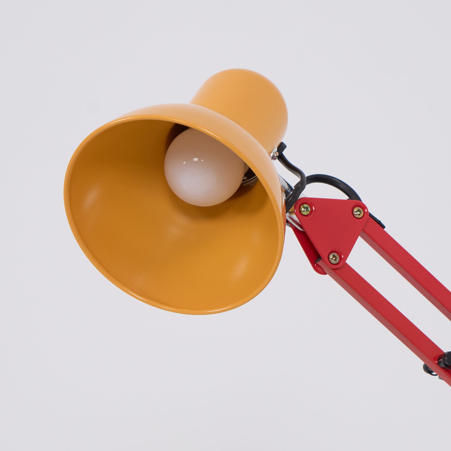 Dalemo Table Lamp
