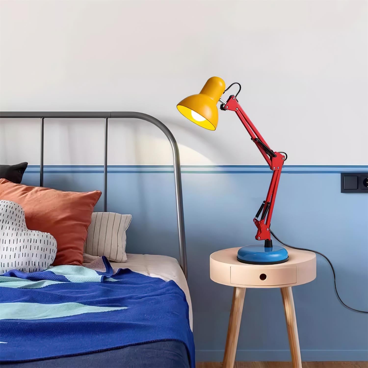Dalemo Table Lamp
