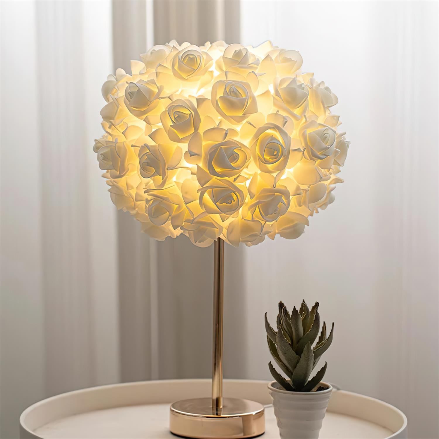 Mosha Table Lamp