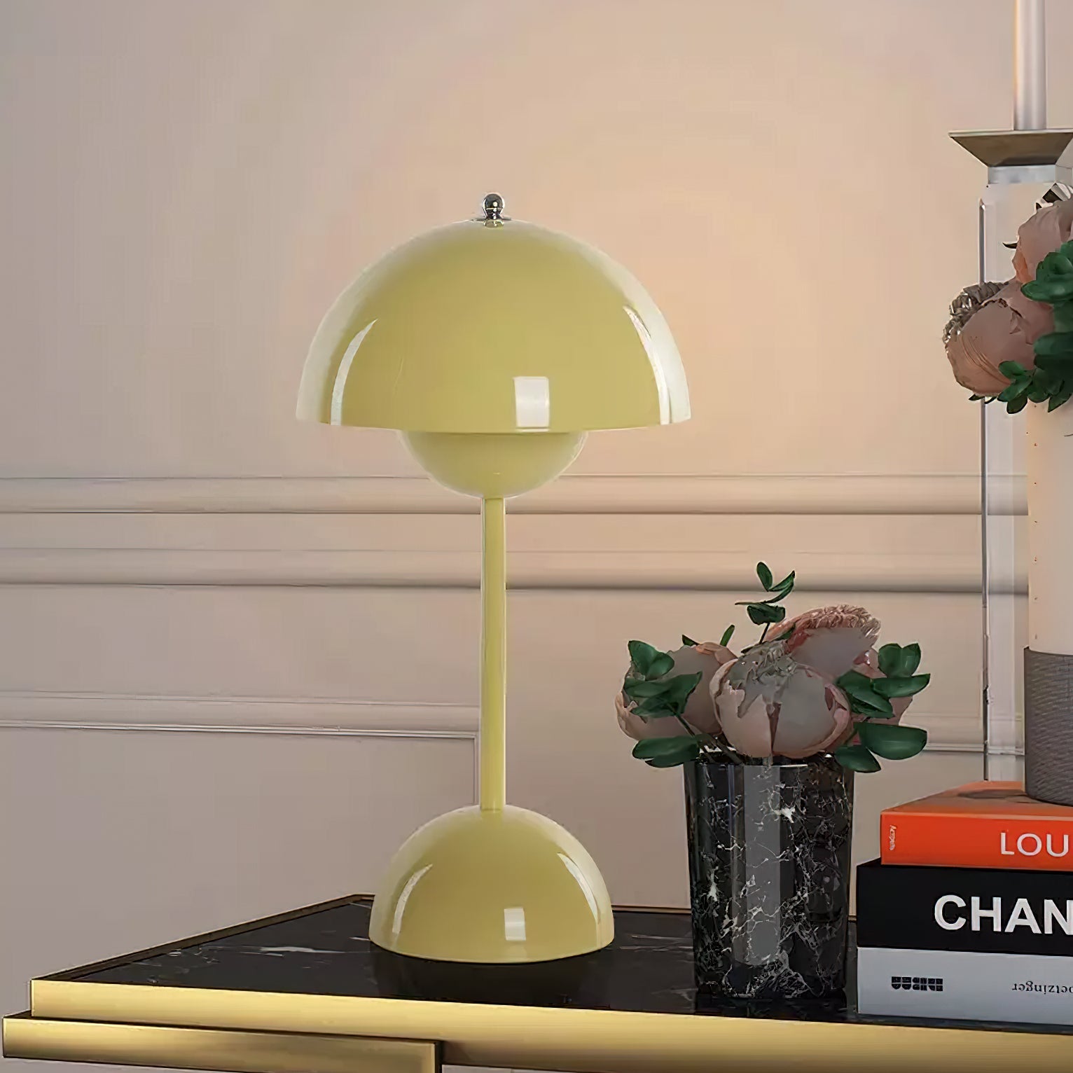 Evelia Mushroom Table Lamp