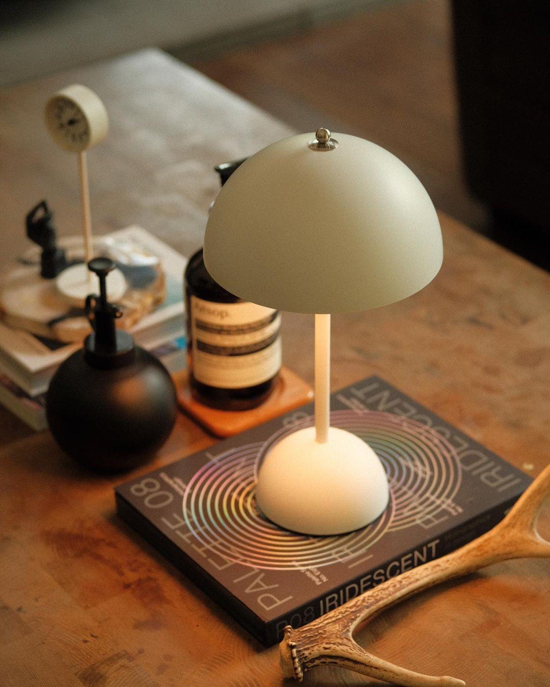 Evelia Mushroom Table Lamp