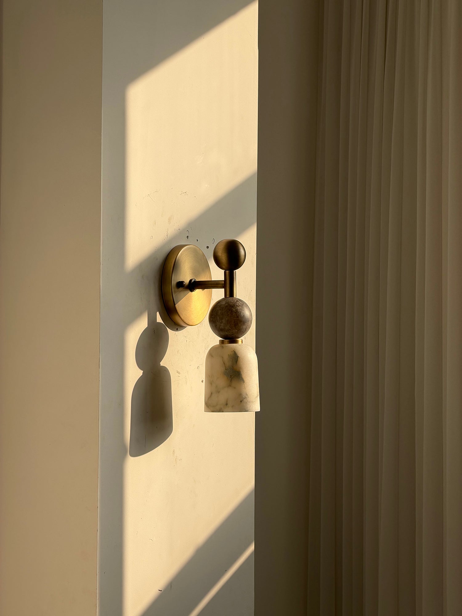 Yareror Sculptural Wall Light