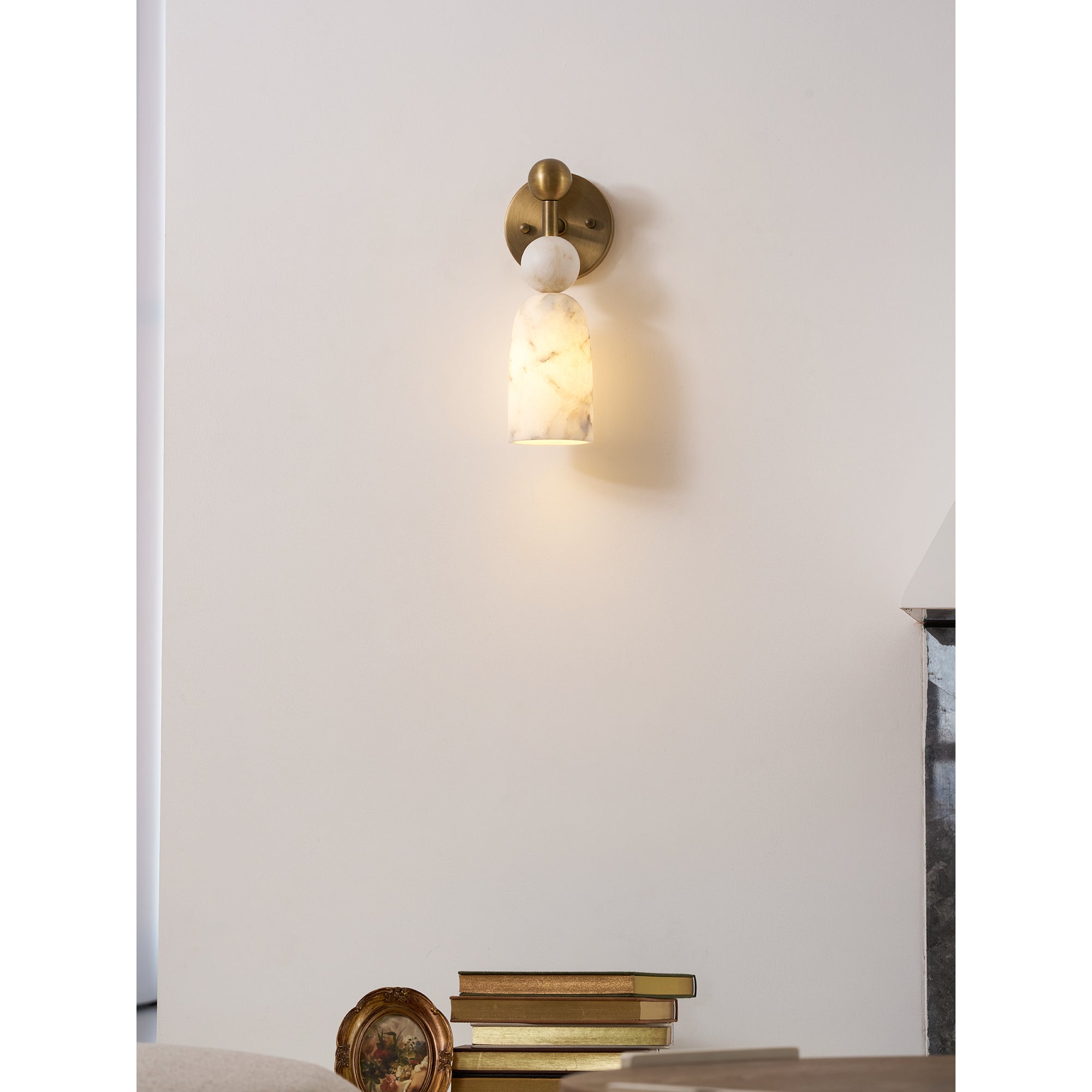 Yareror Sculptural Wall Light