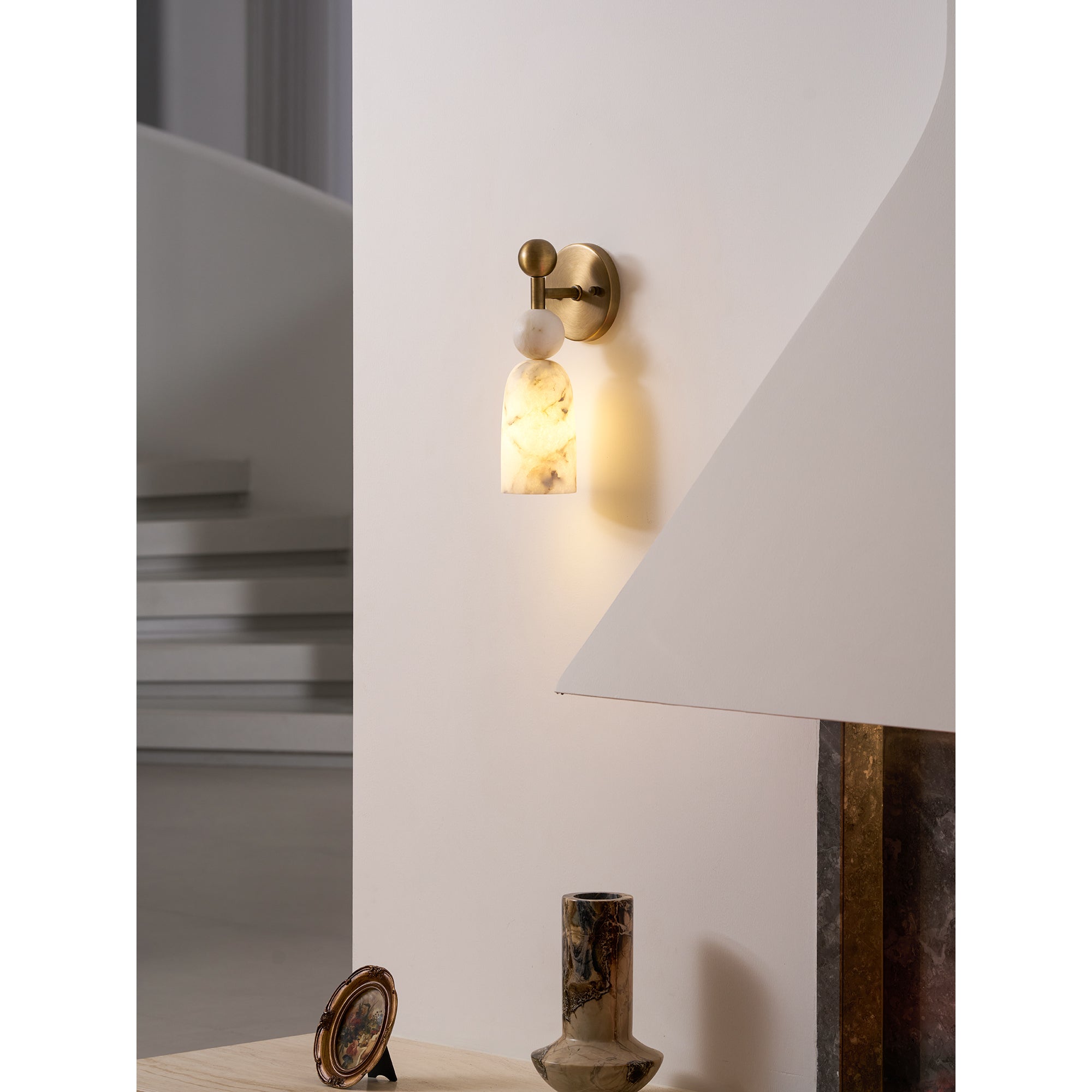 Yareror Sculptural Wall Light