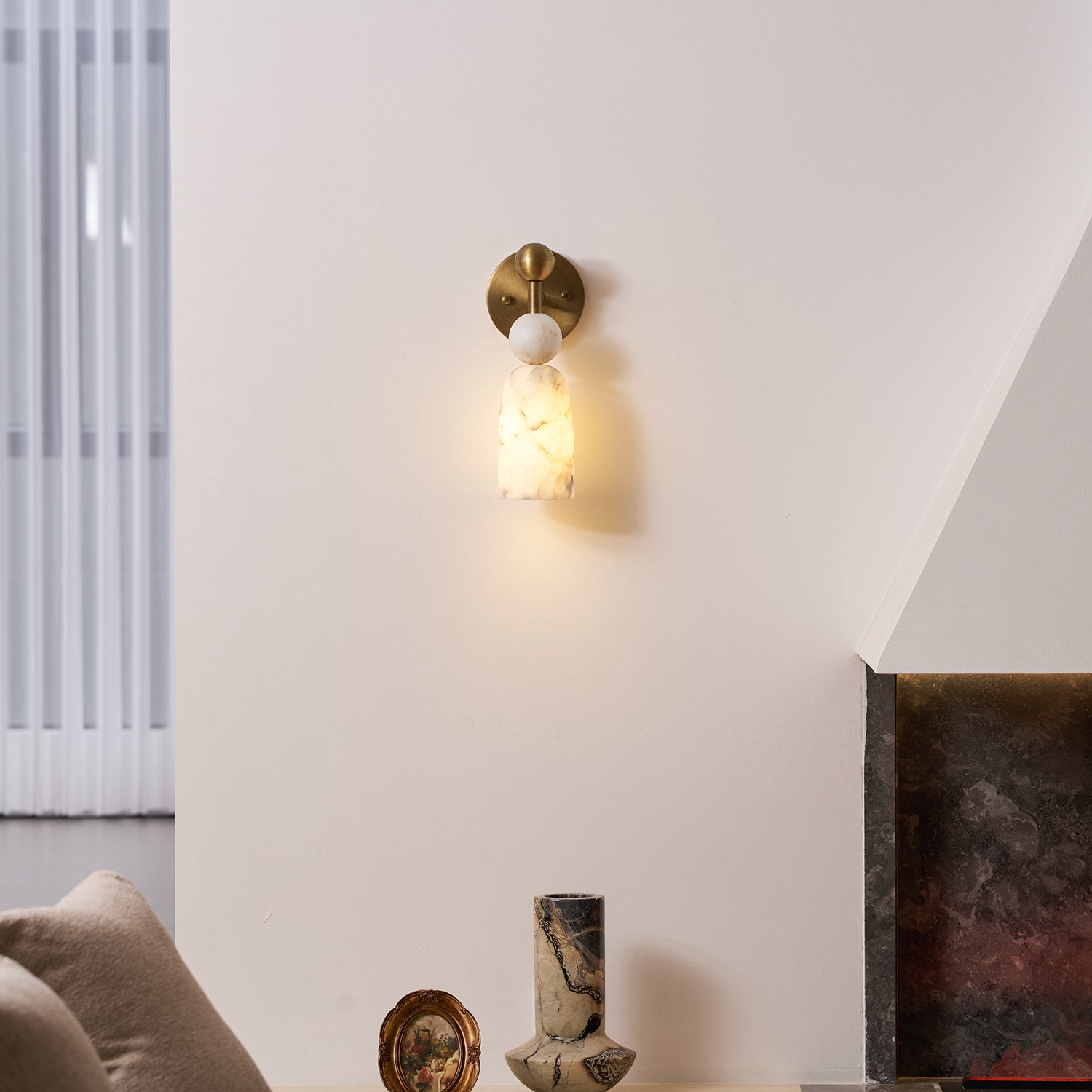 Yareror Sculptural Wall Light