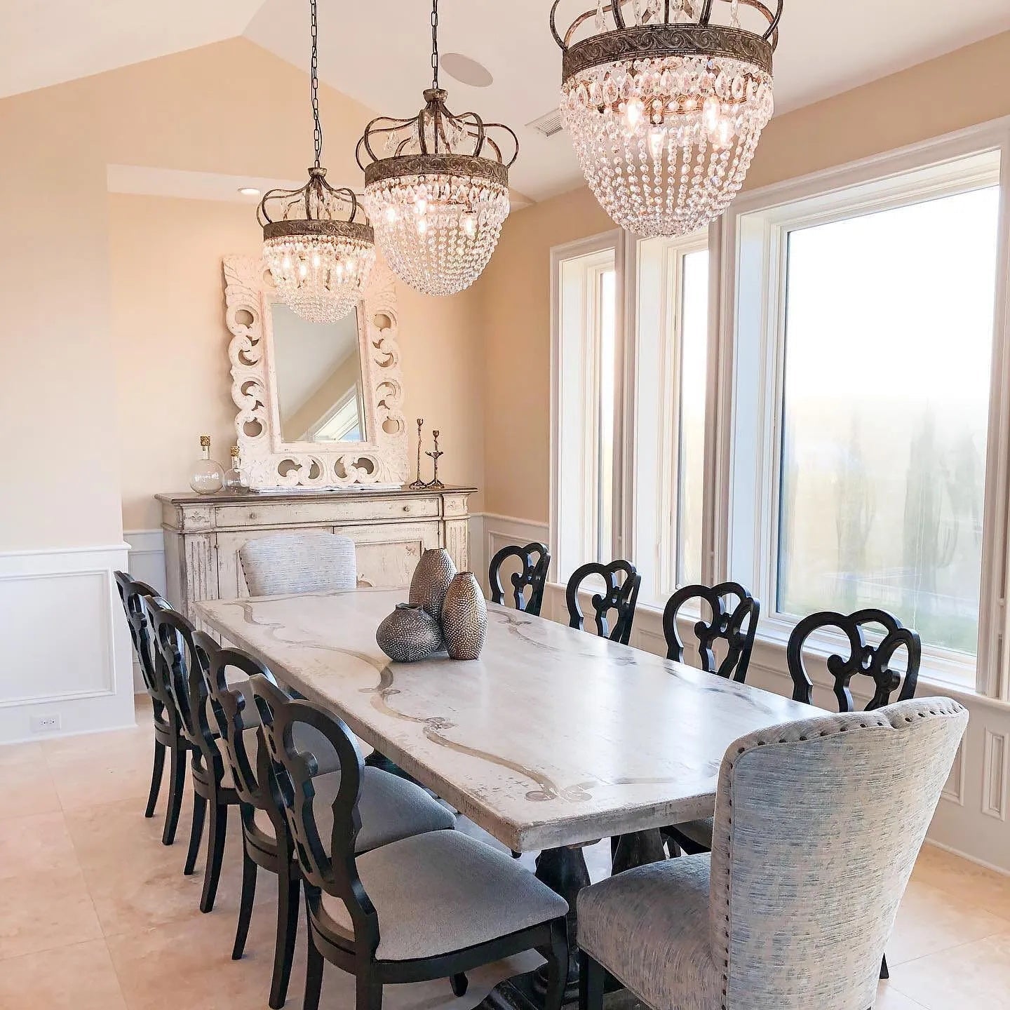 Quinnoel Tear Drop Chandelier