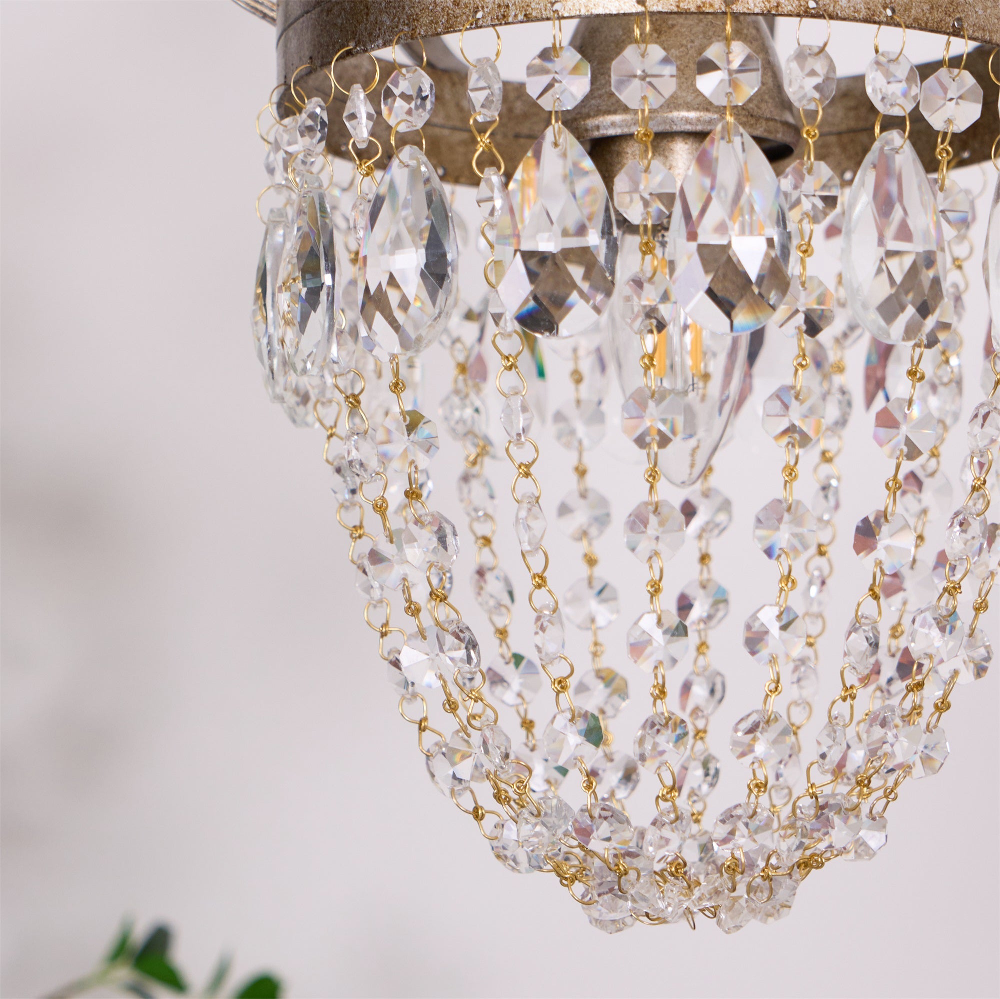 Quinnoel Tear Drop Chandelier