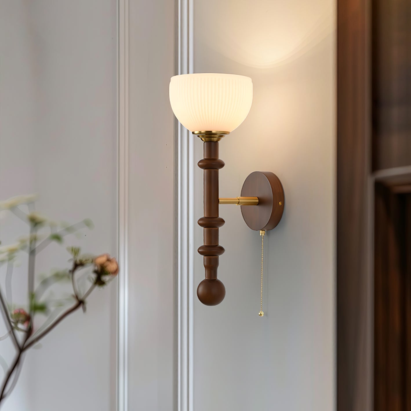 Romea Wall Light