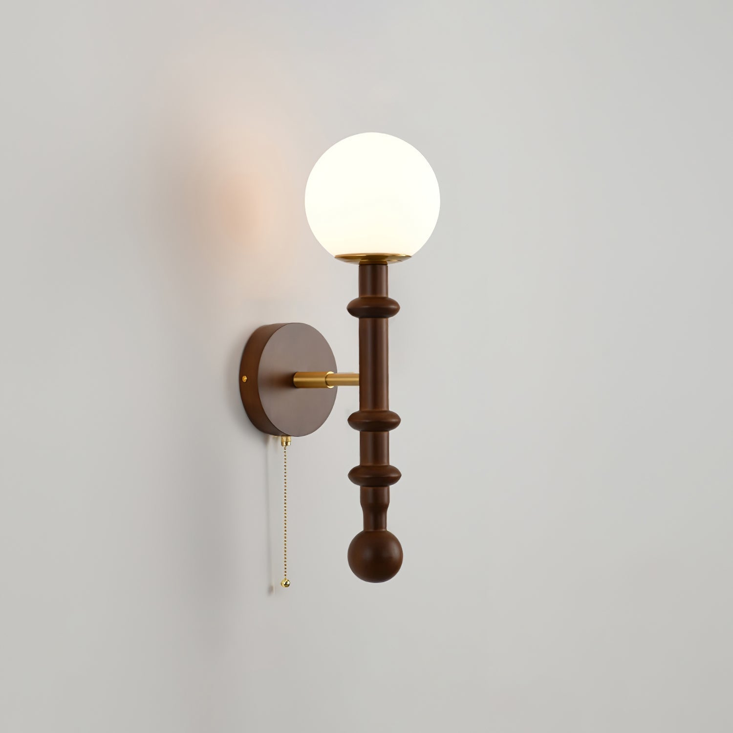 Romea Wall Light