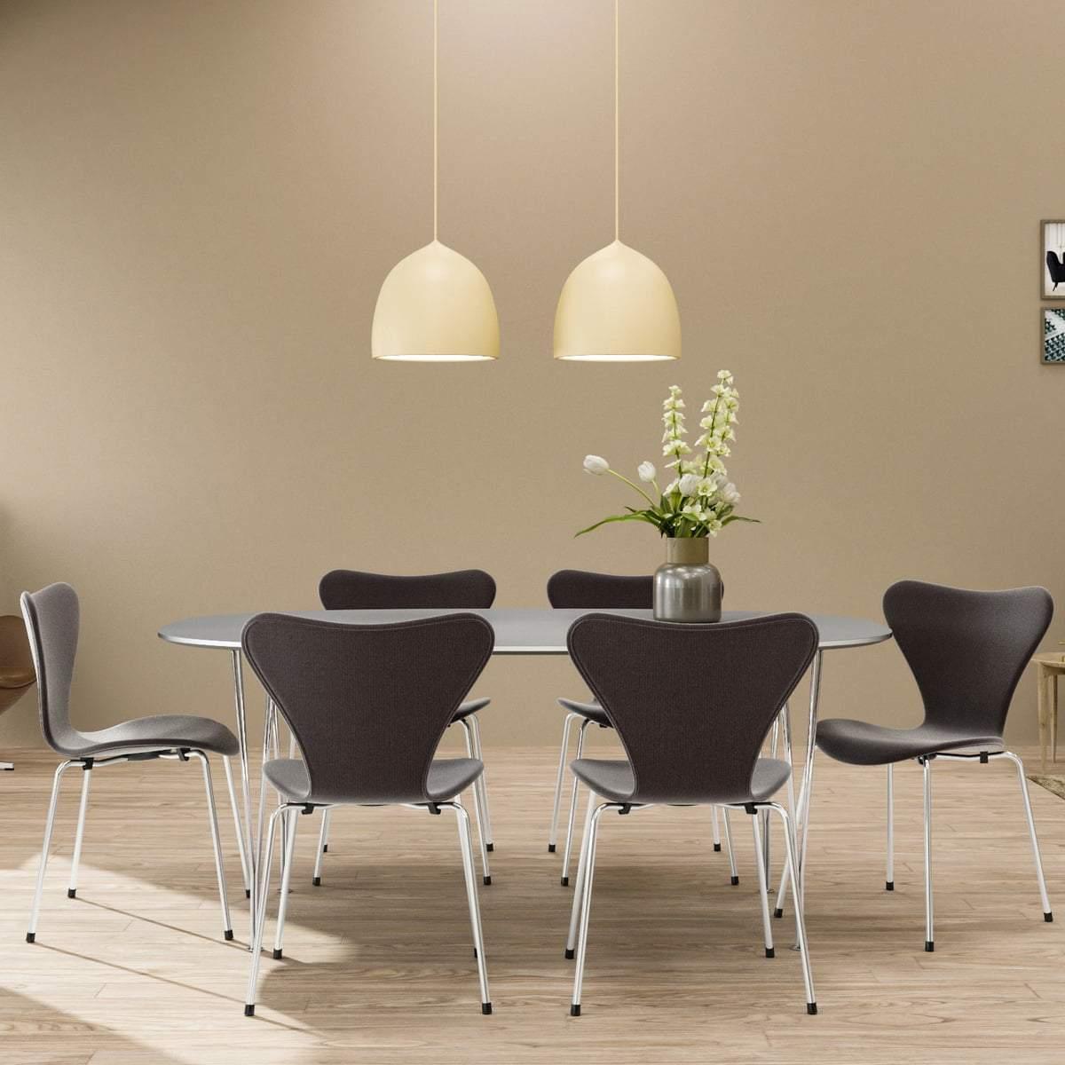 Avira Pendant Light