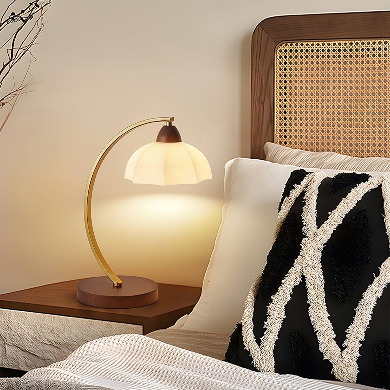 Nelzano Table Lamp