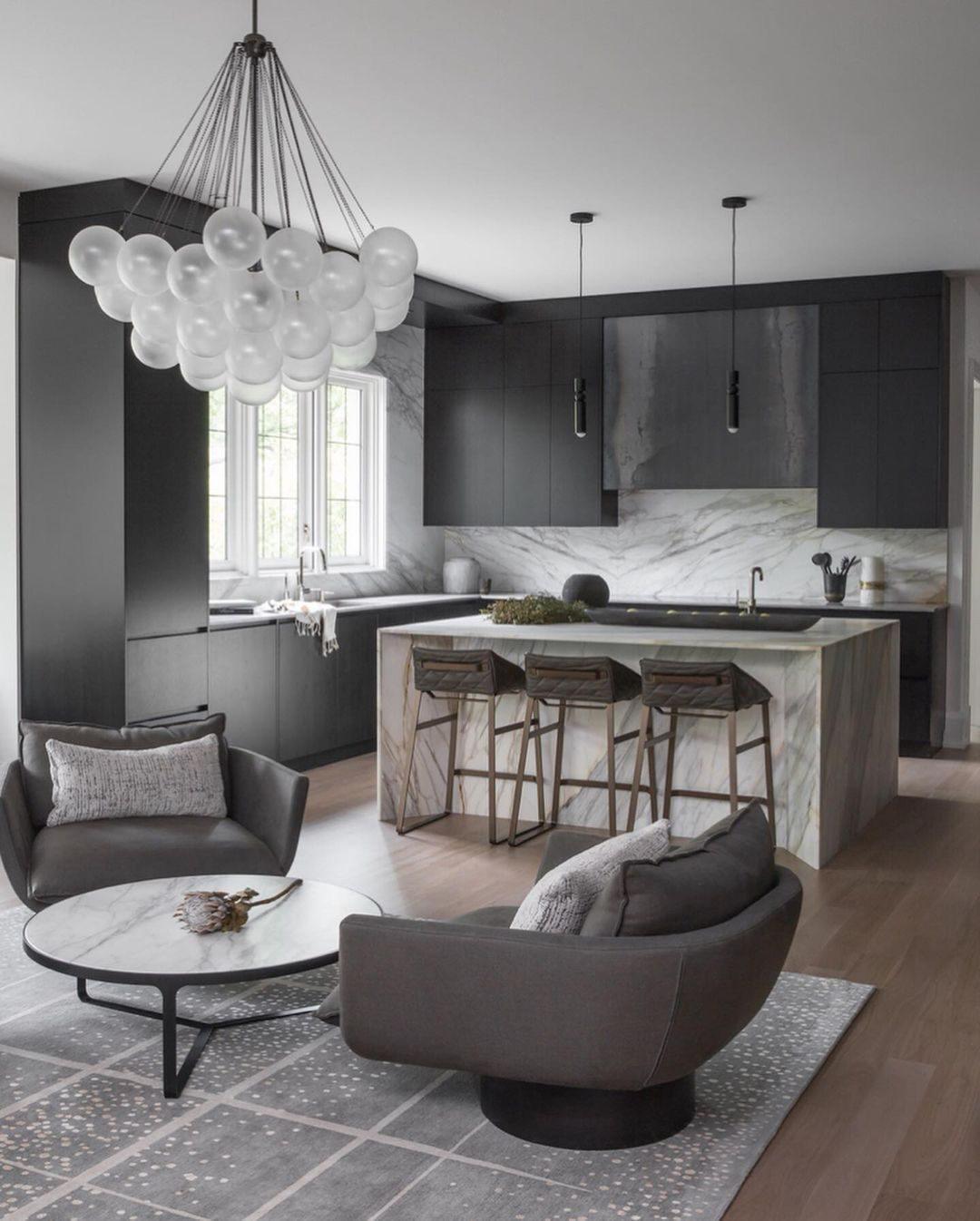 Valeerley Tube Pendant Light