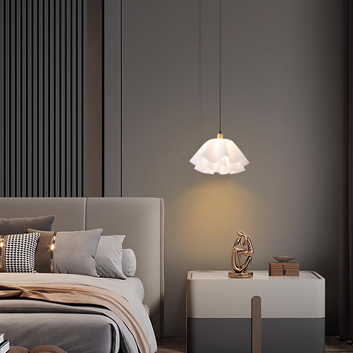 Brosyn Flower Pendant Light