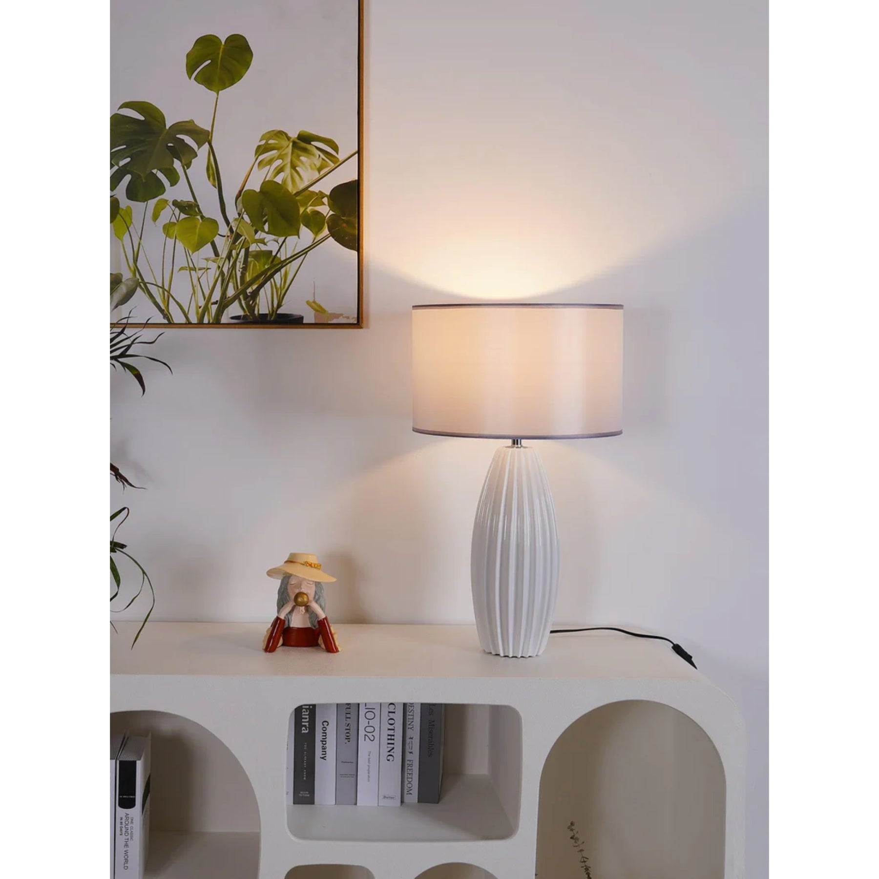 Gilinemo Table Lamp