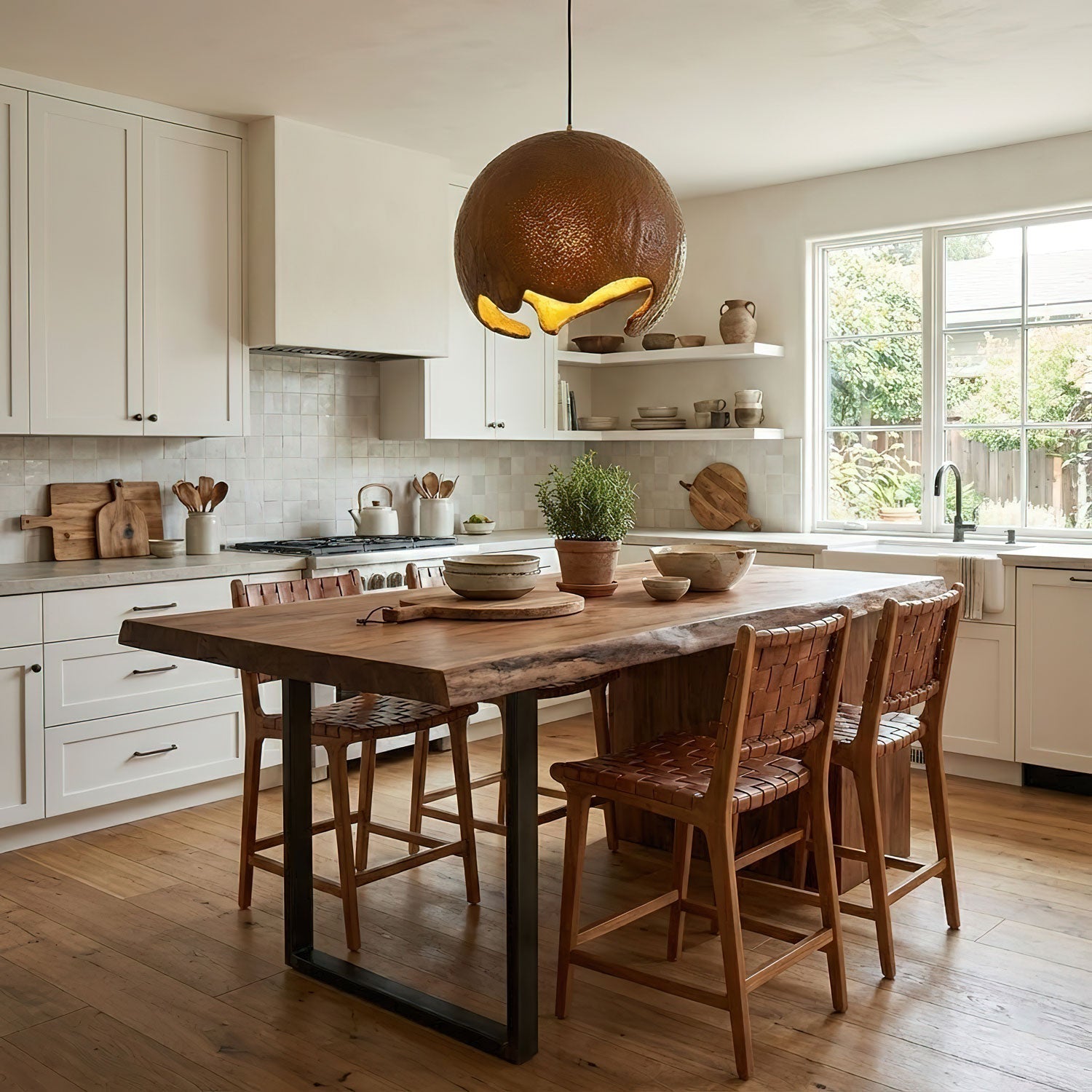 Traosy Pendant Light