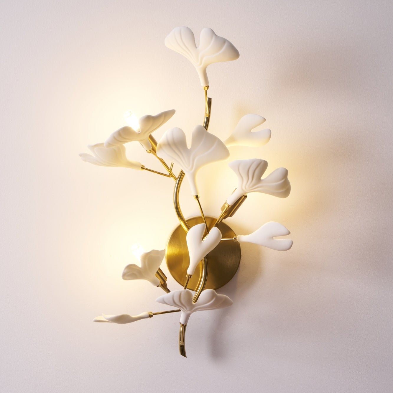 Fynzor Flower Wall Light
