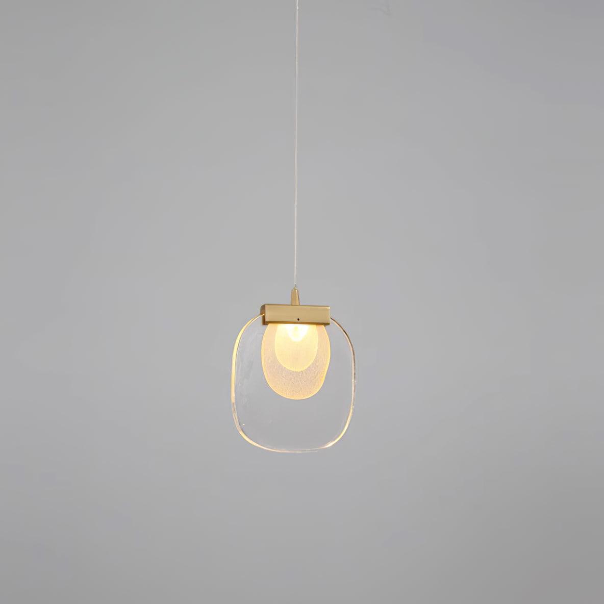 Quylon Pendant Light