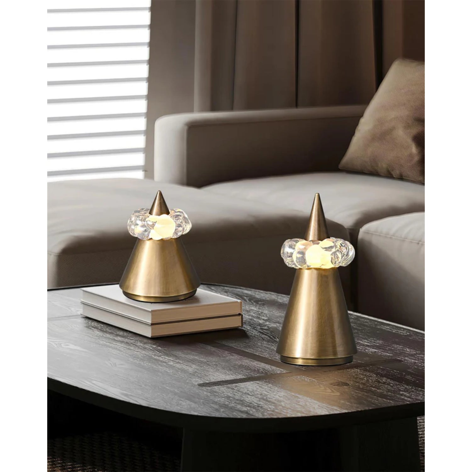 Glismo Table Lamp
