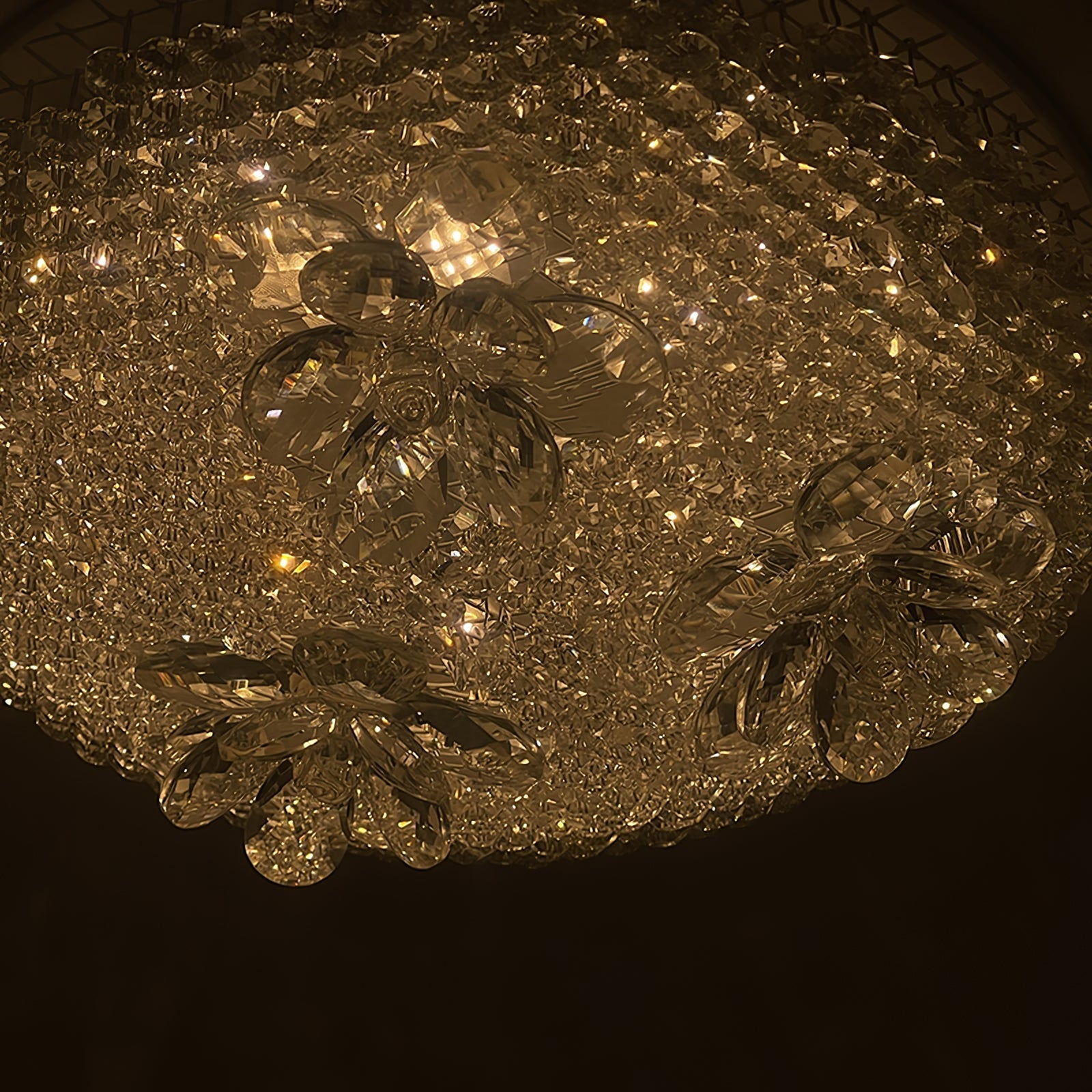 Vea Gold Pendant Light