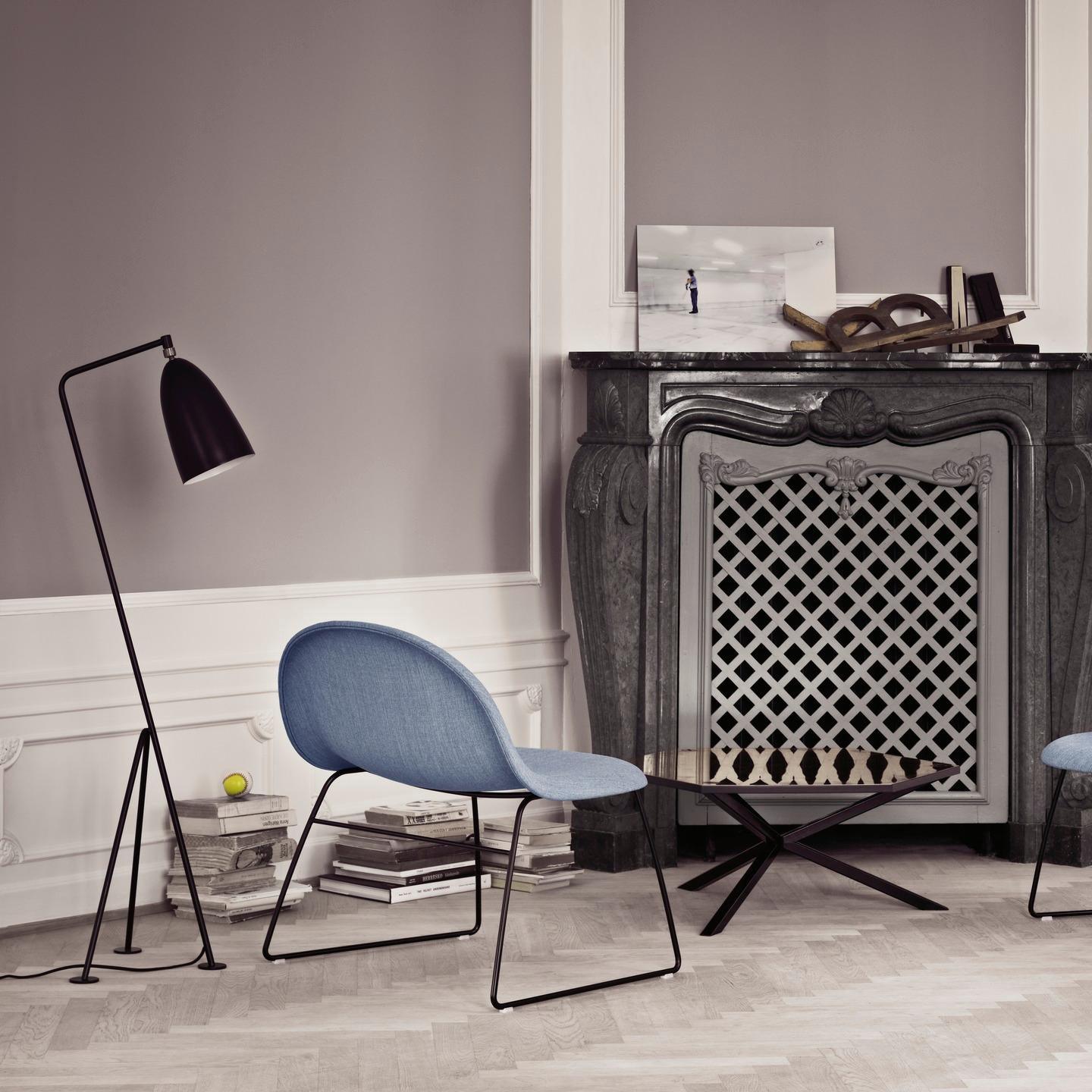 Lonnaes Floor Lamp