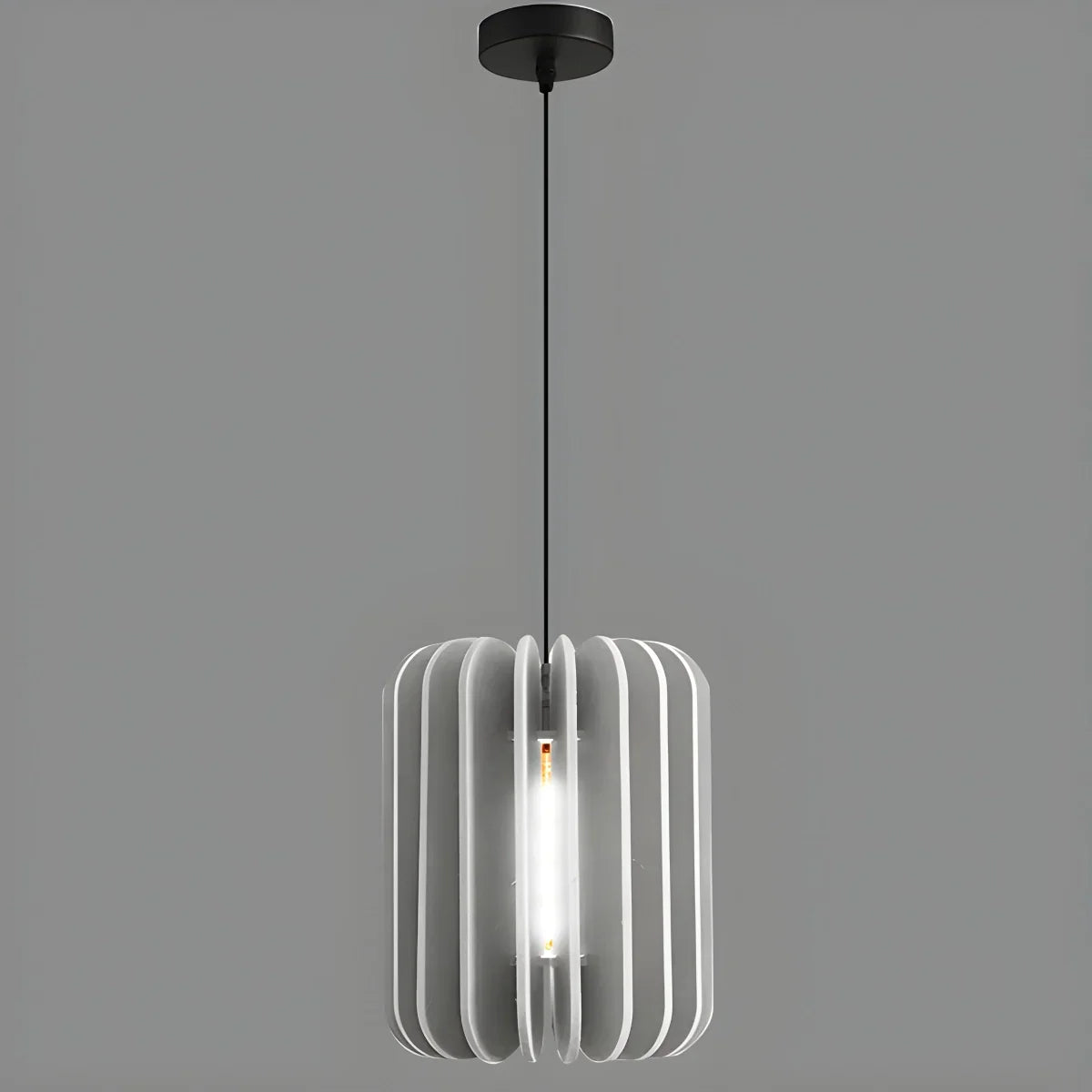 Skavo Pendant Light