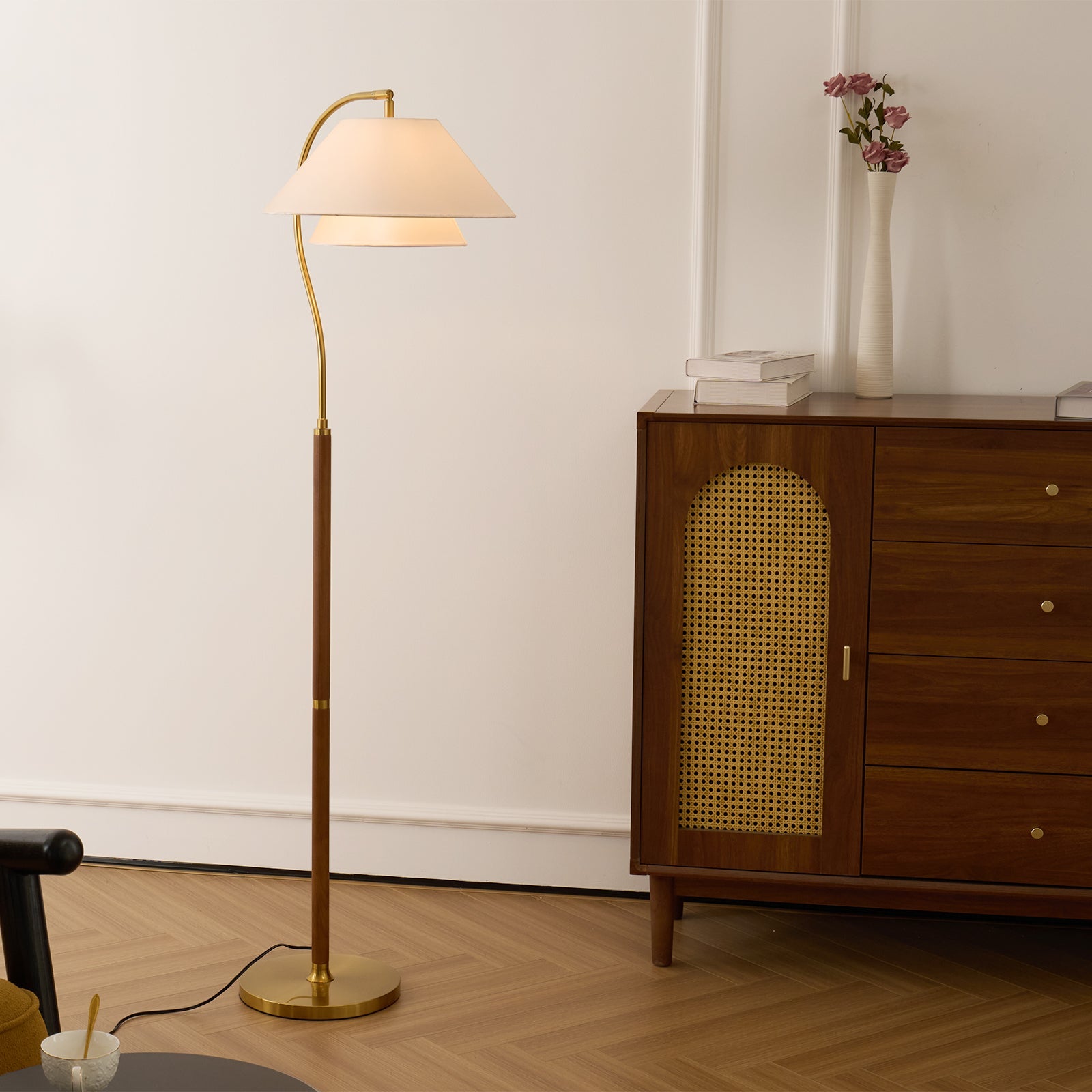 Dunburnel Floor Lamp
