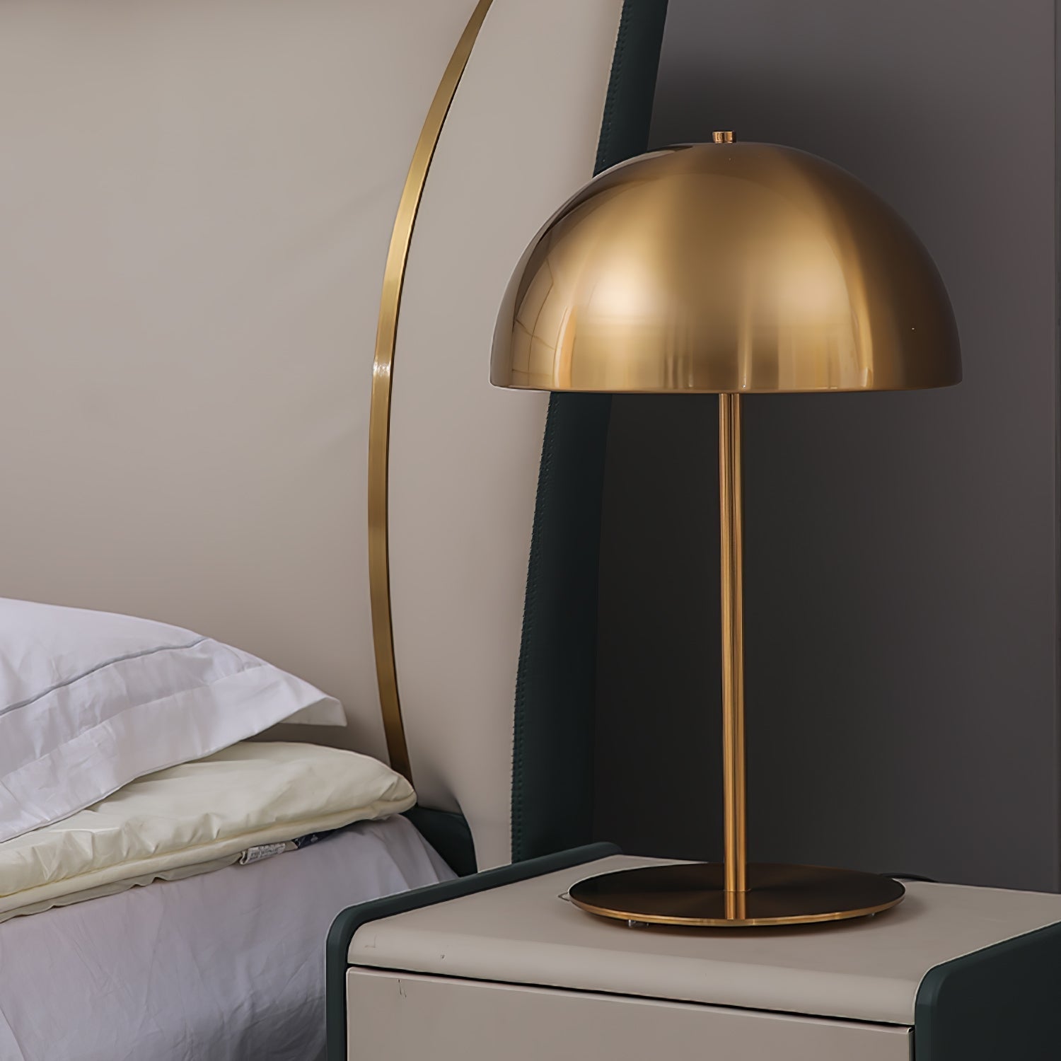 Bravon Table Lamp