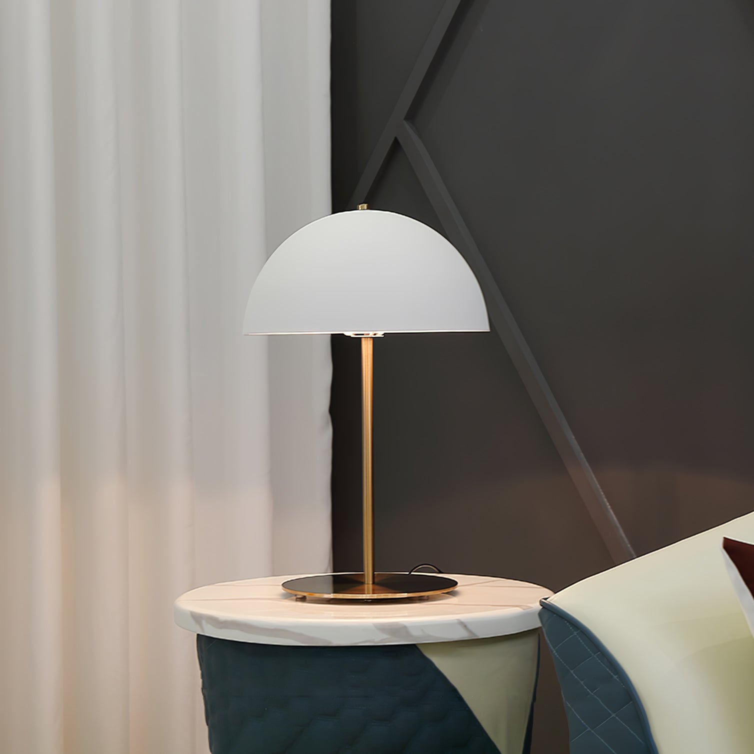 Bravon Table Lamp
