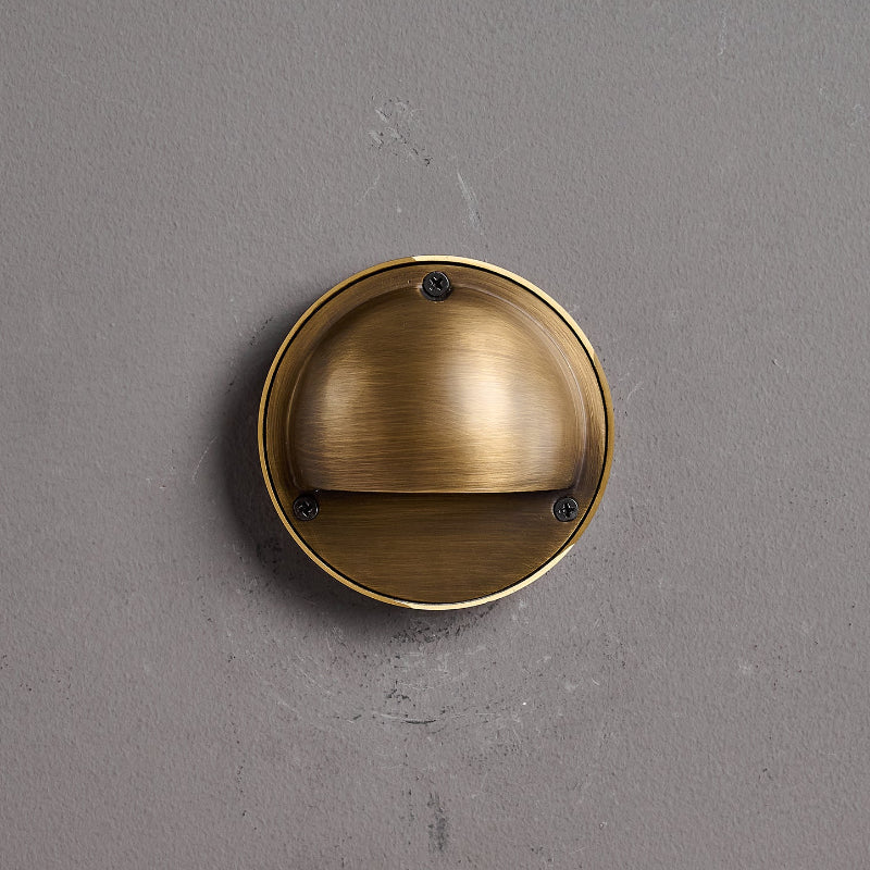 Avenlier Outdoor Wall Light