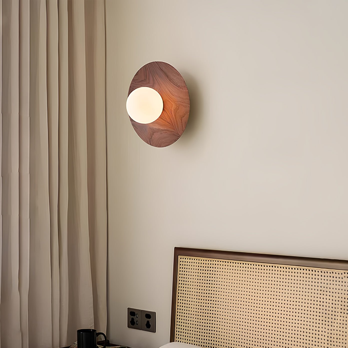 Teno Wooden Wall Light