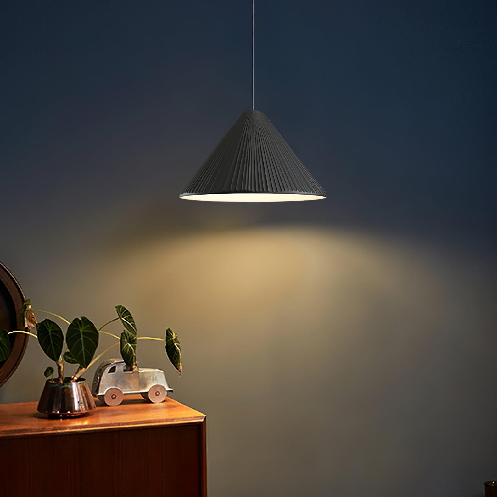 Yelzo Pendant Light
