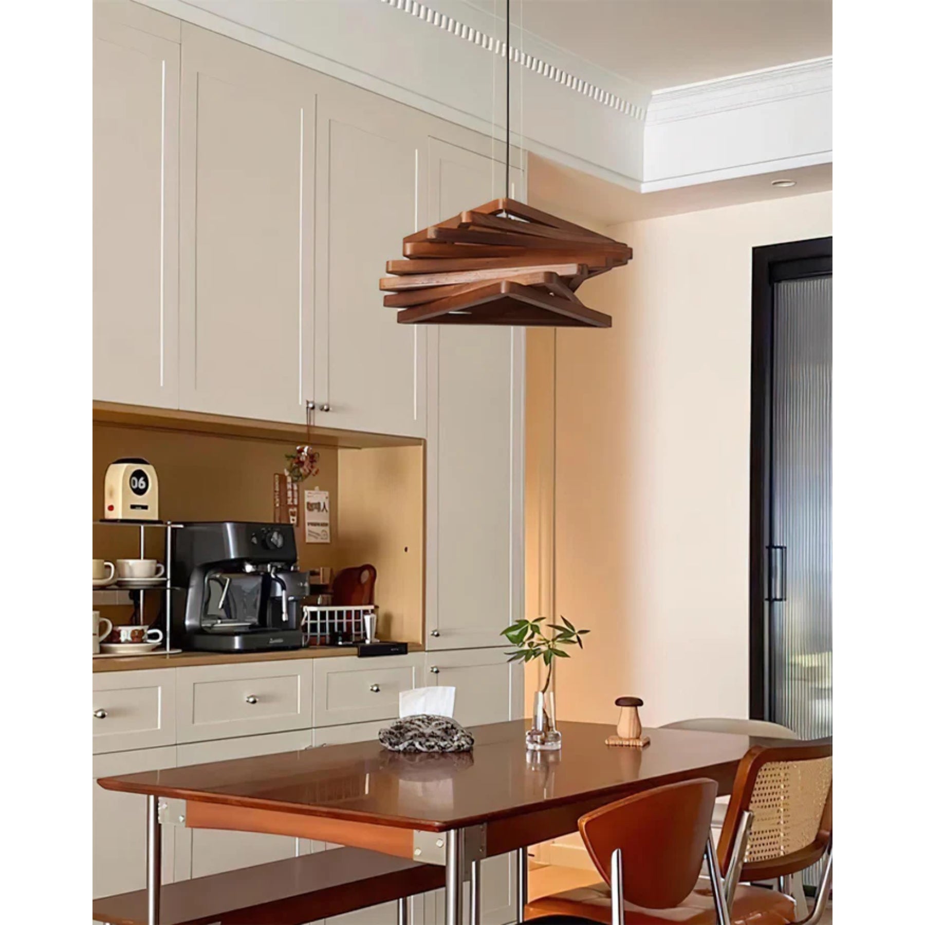 Holezan Wooden Pendant Light
