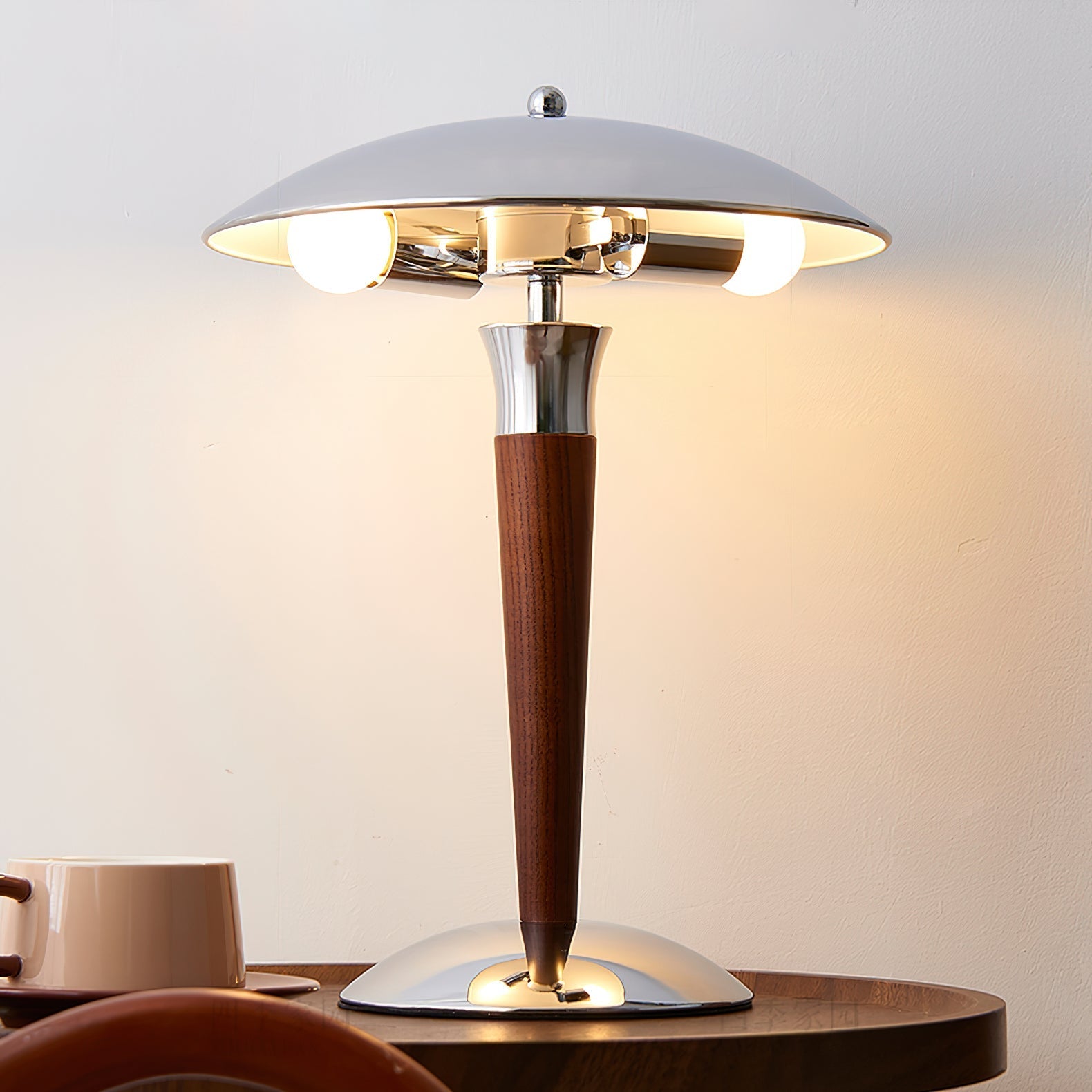 Helemto Table Lamp