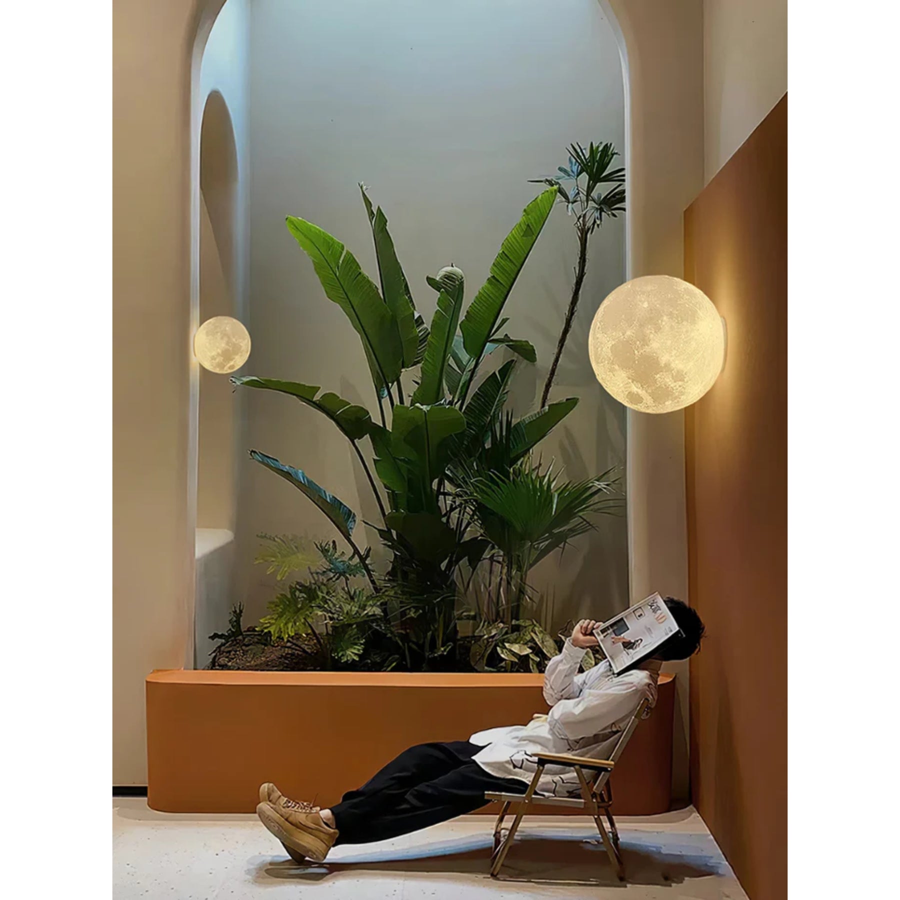 Tralvik Moon Design Wall Light