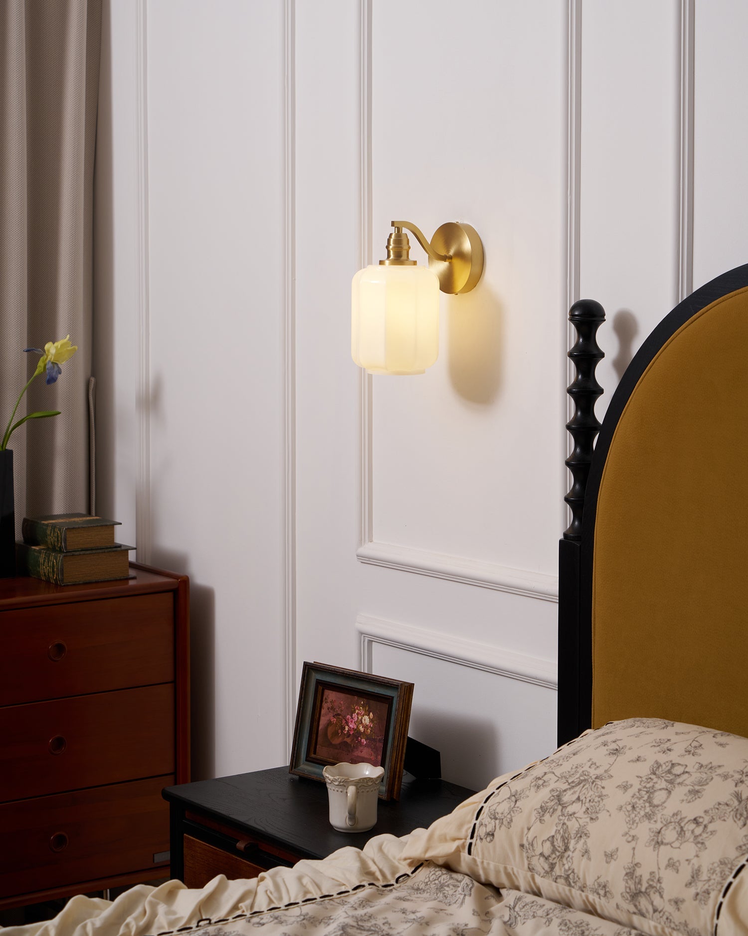 Oakaran Wall Light