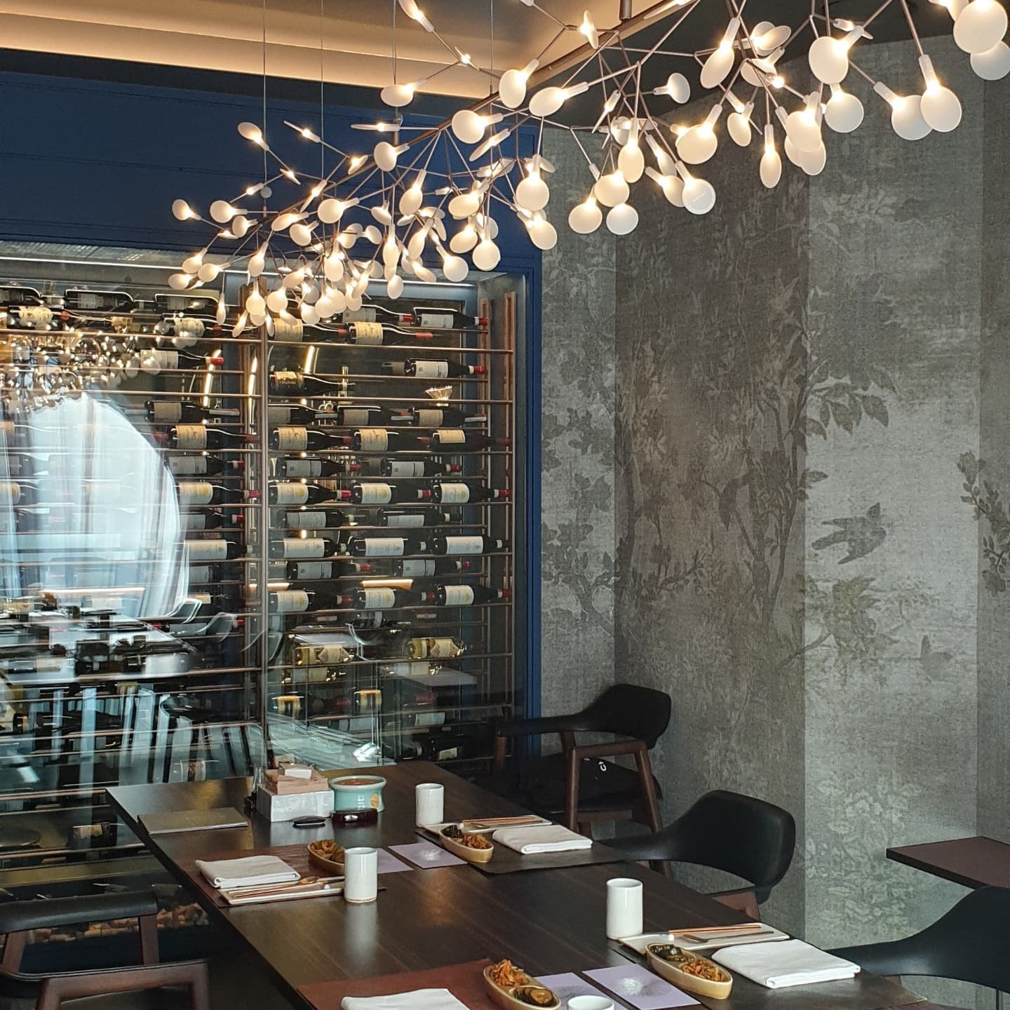 Merrline Sculptural Chandelier
