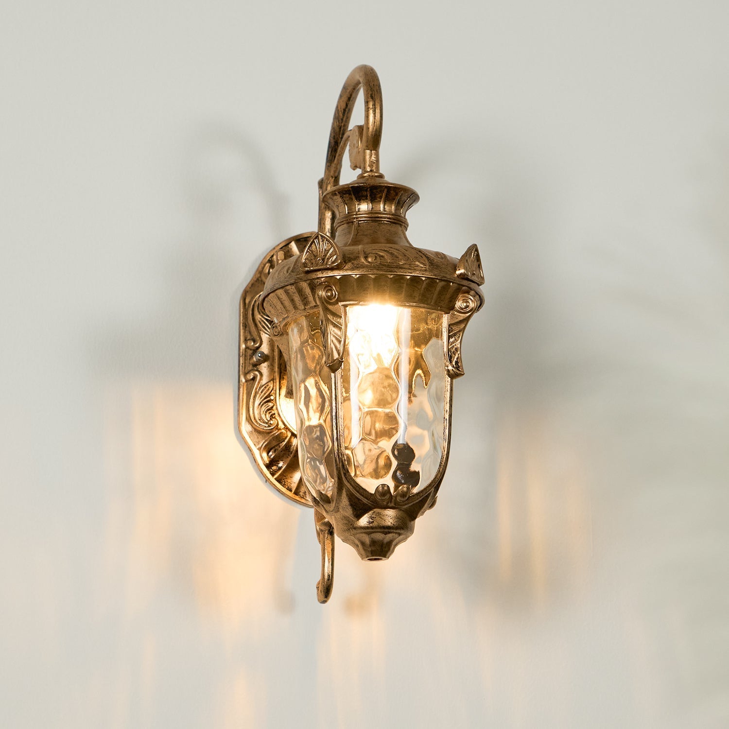 Arlina Outdoor Wall Light