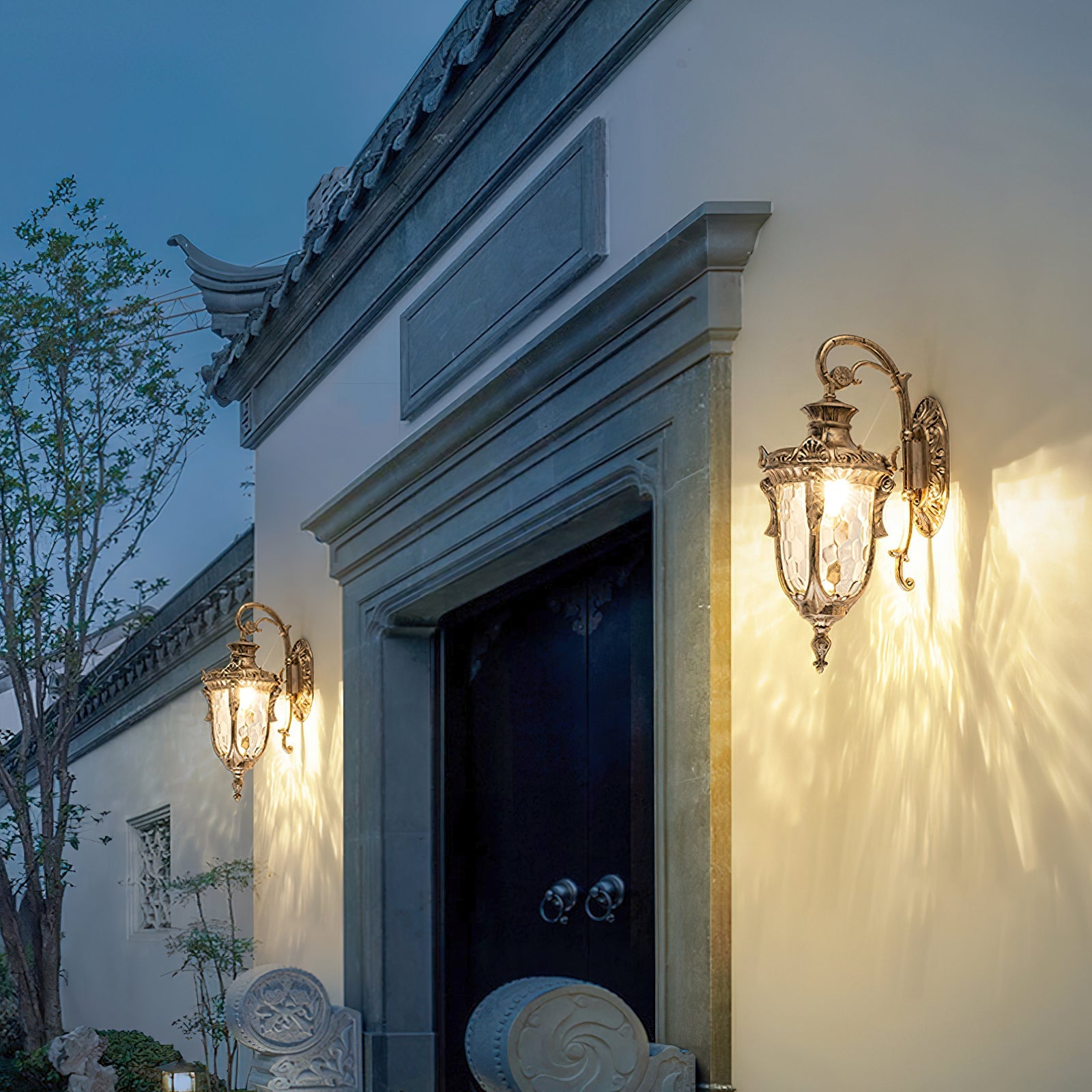 Arlina Outdoor Wall Light