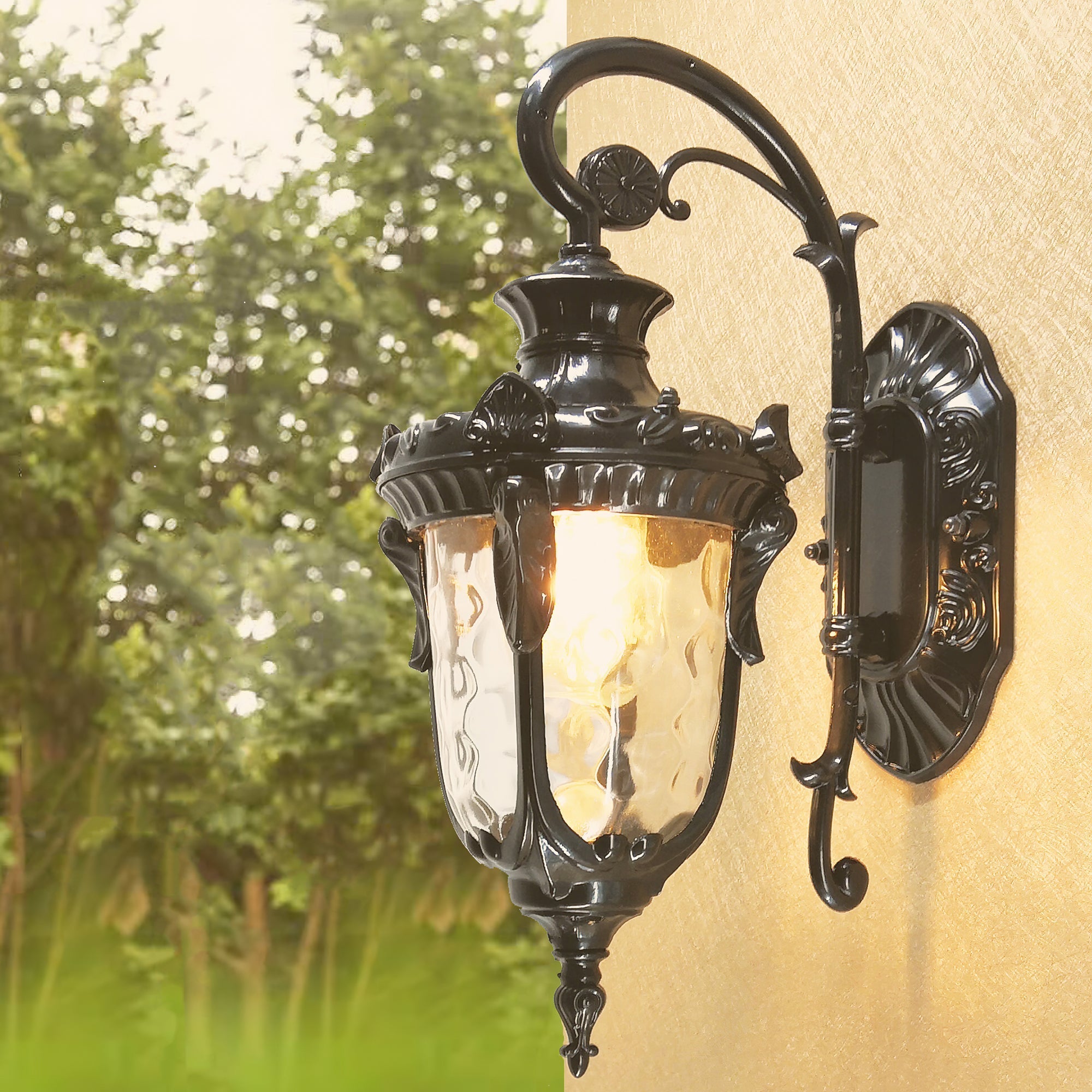 Arlina Outdoor Wall Light