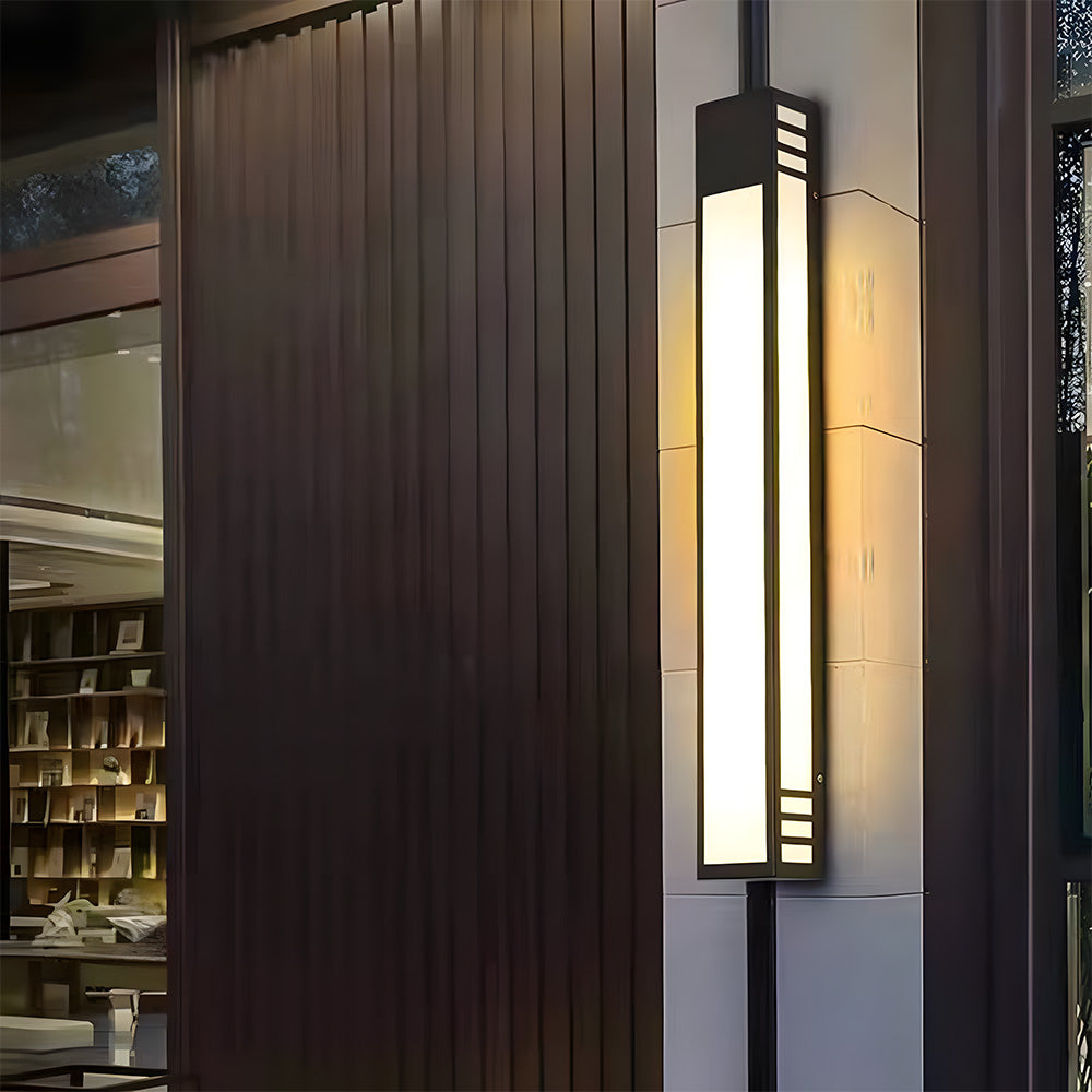 Telzon Outdoor Wall Light