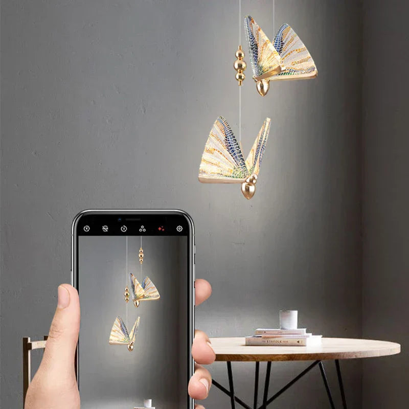 Loeza Butterfly-Shaped Pendant Light