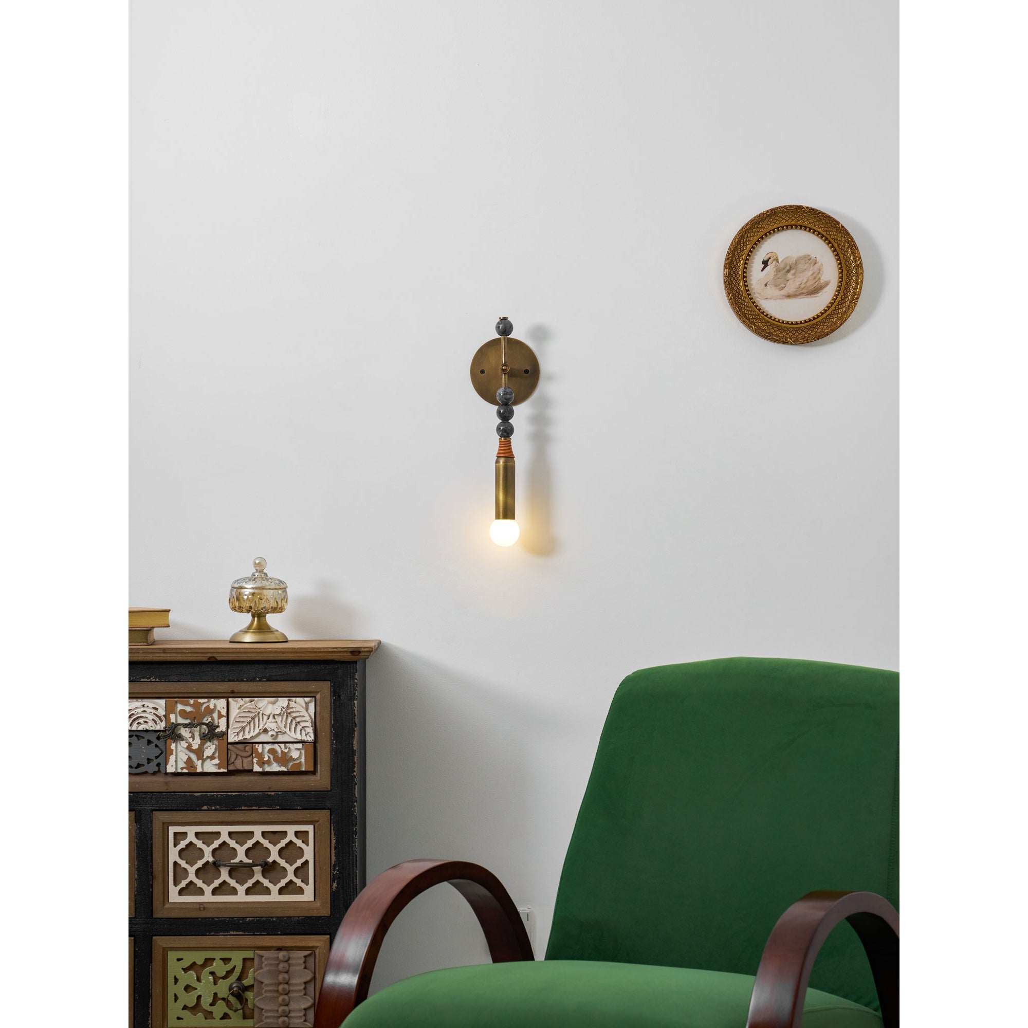 Yaror Wall Light