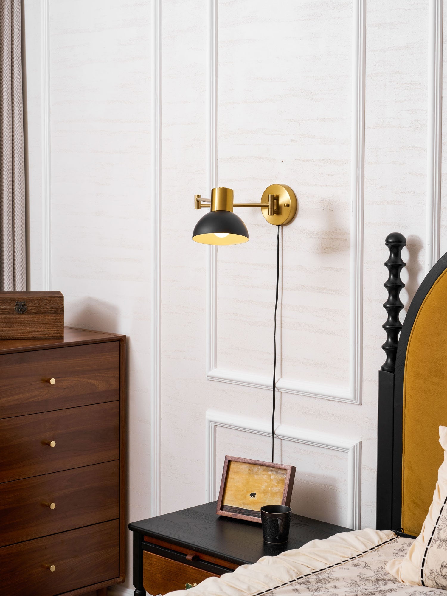 Oake Adjustable Wall Light