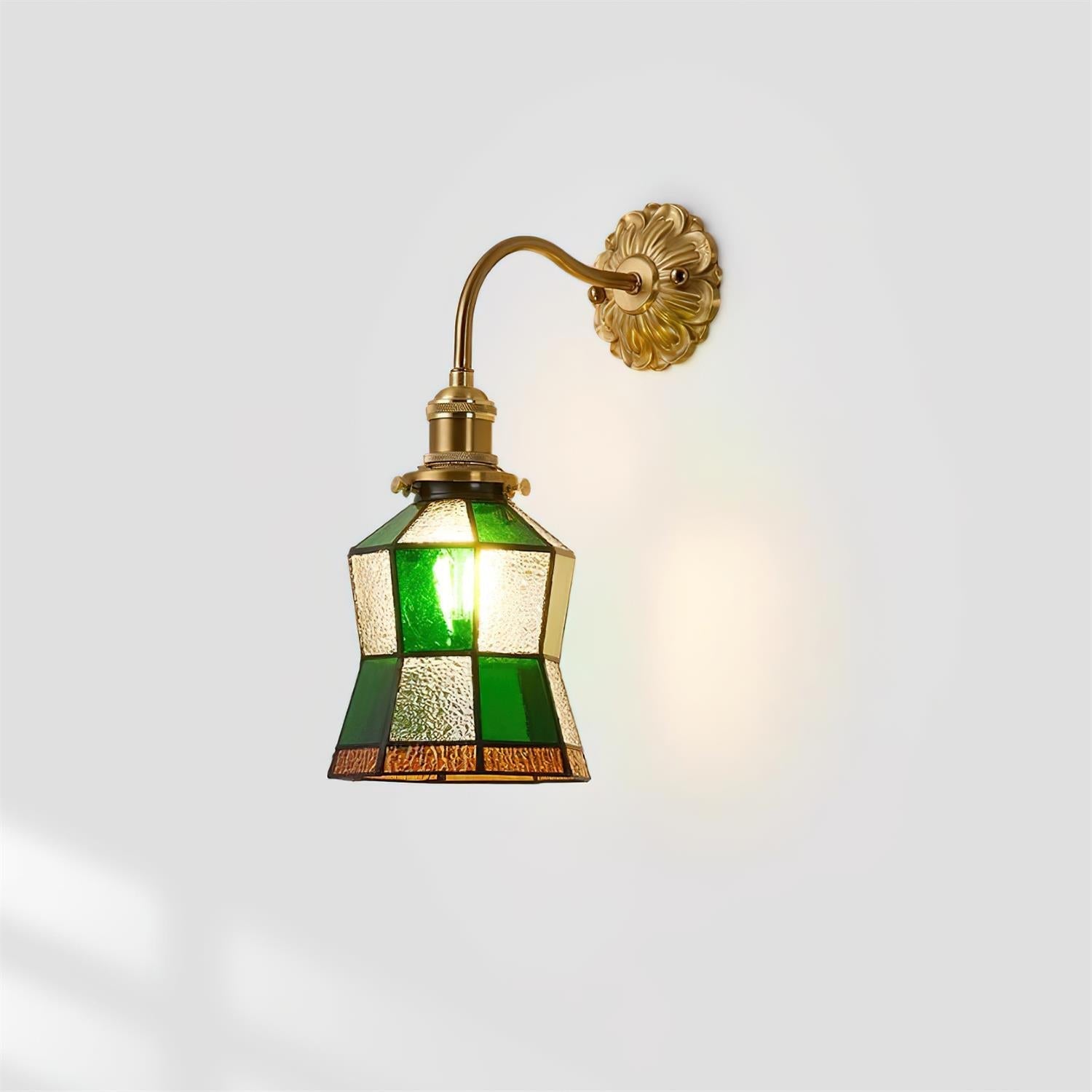 Jovine Tiffany Wall Light