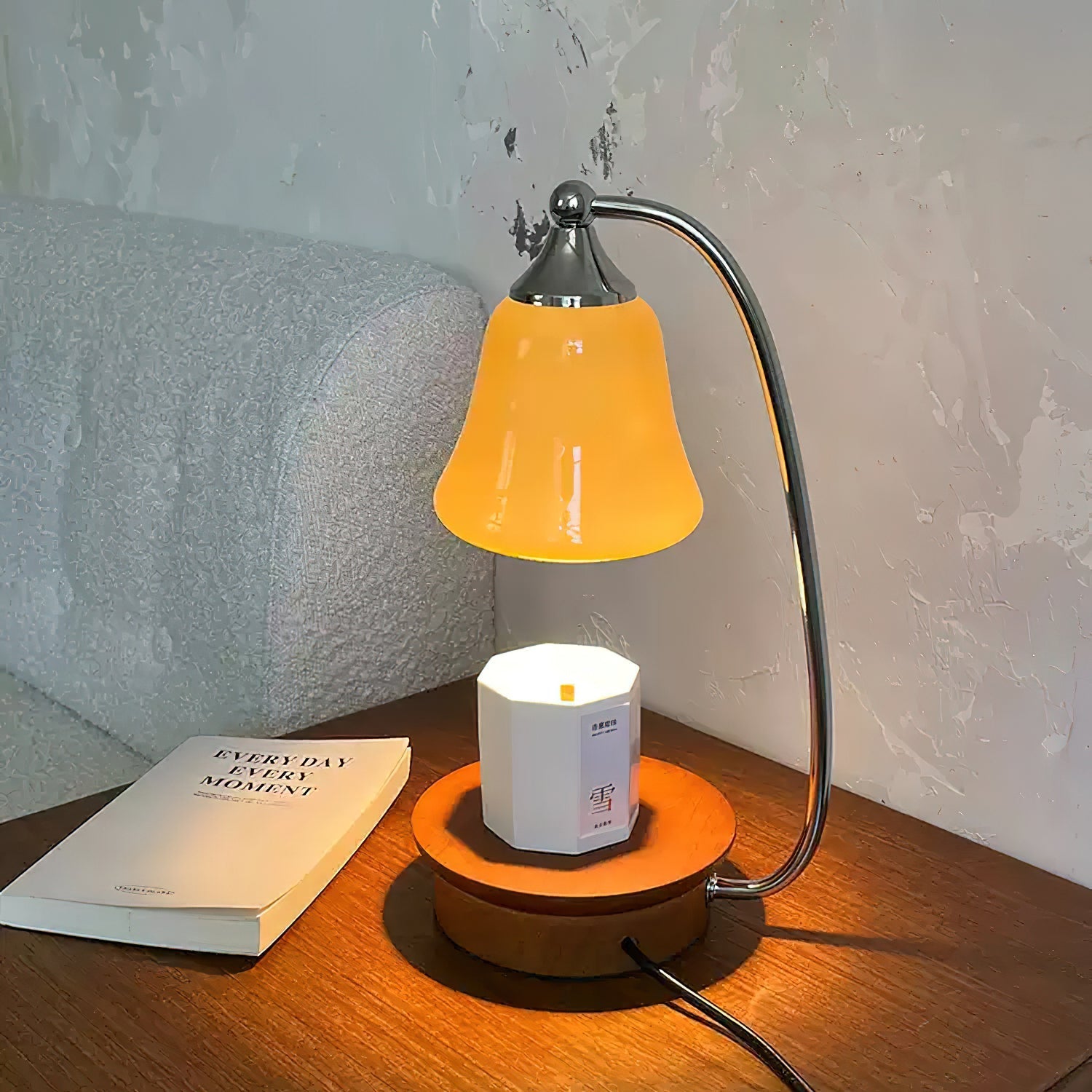 Jolaren Candle Lamp