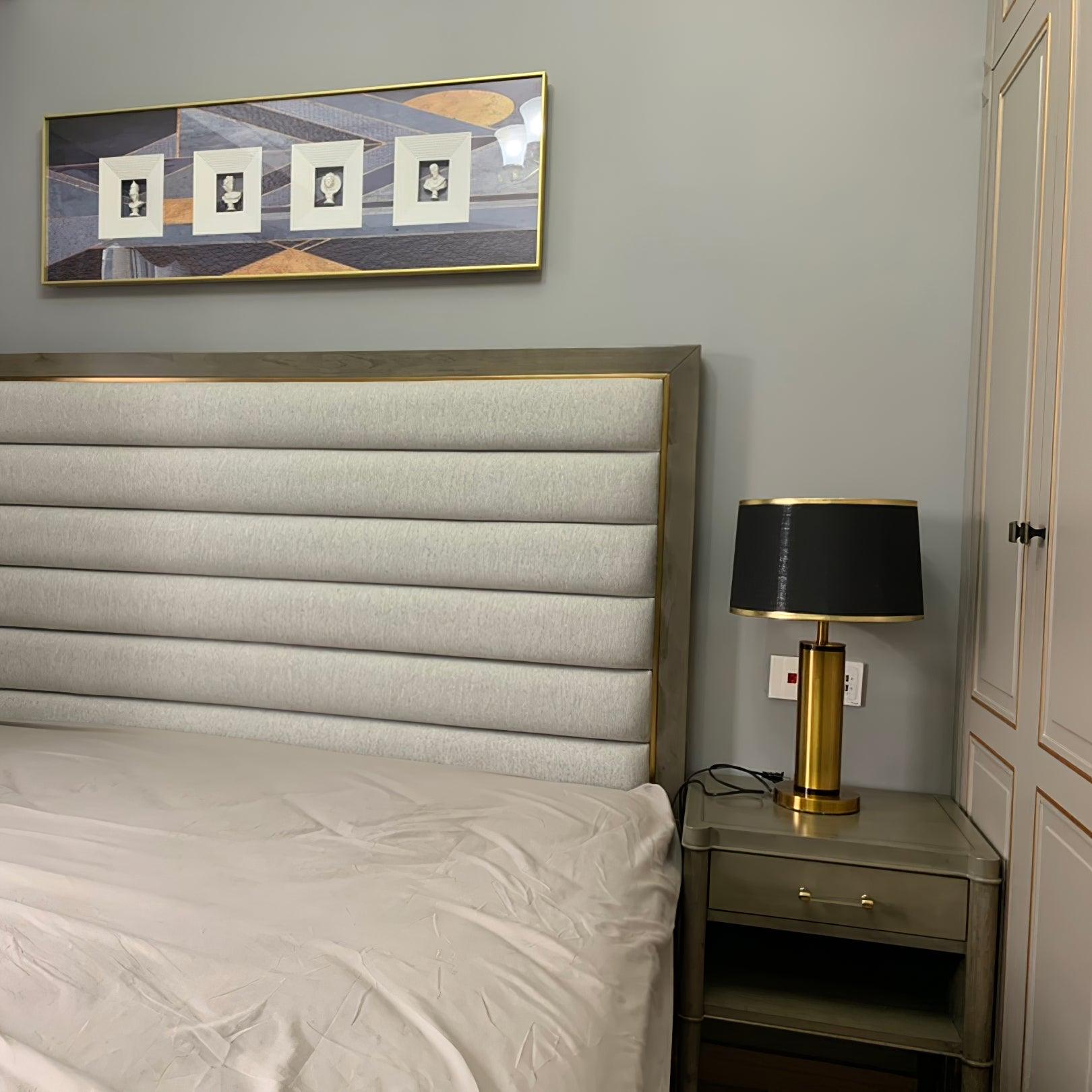 Dirvano Table Lamp