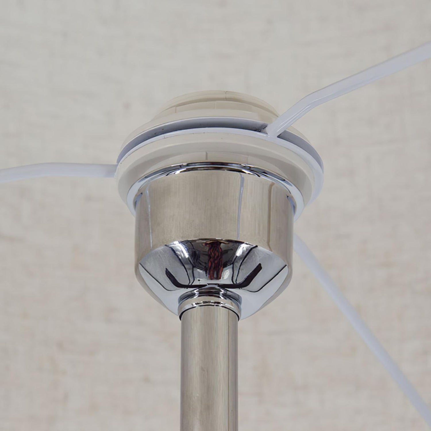 Bolentes Floor Lamp