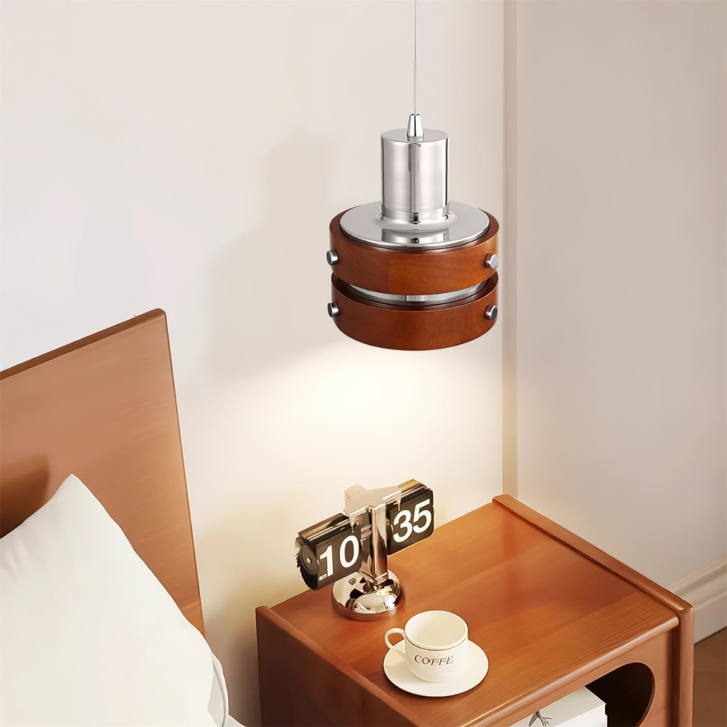 Bemy Pendant Light