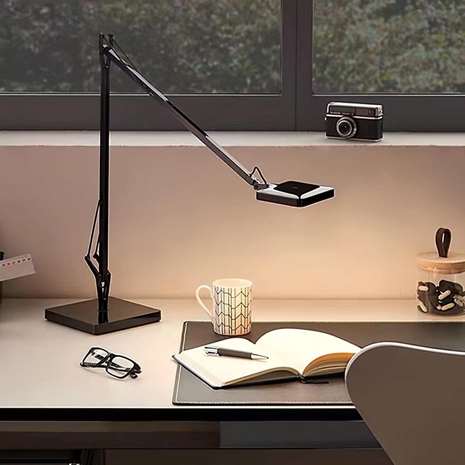 Gollor Table Lamp